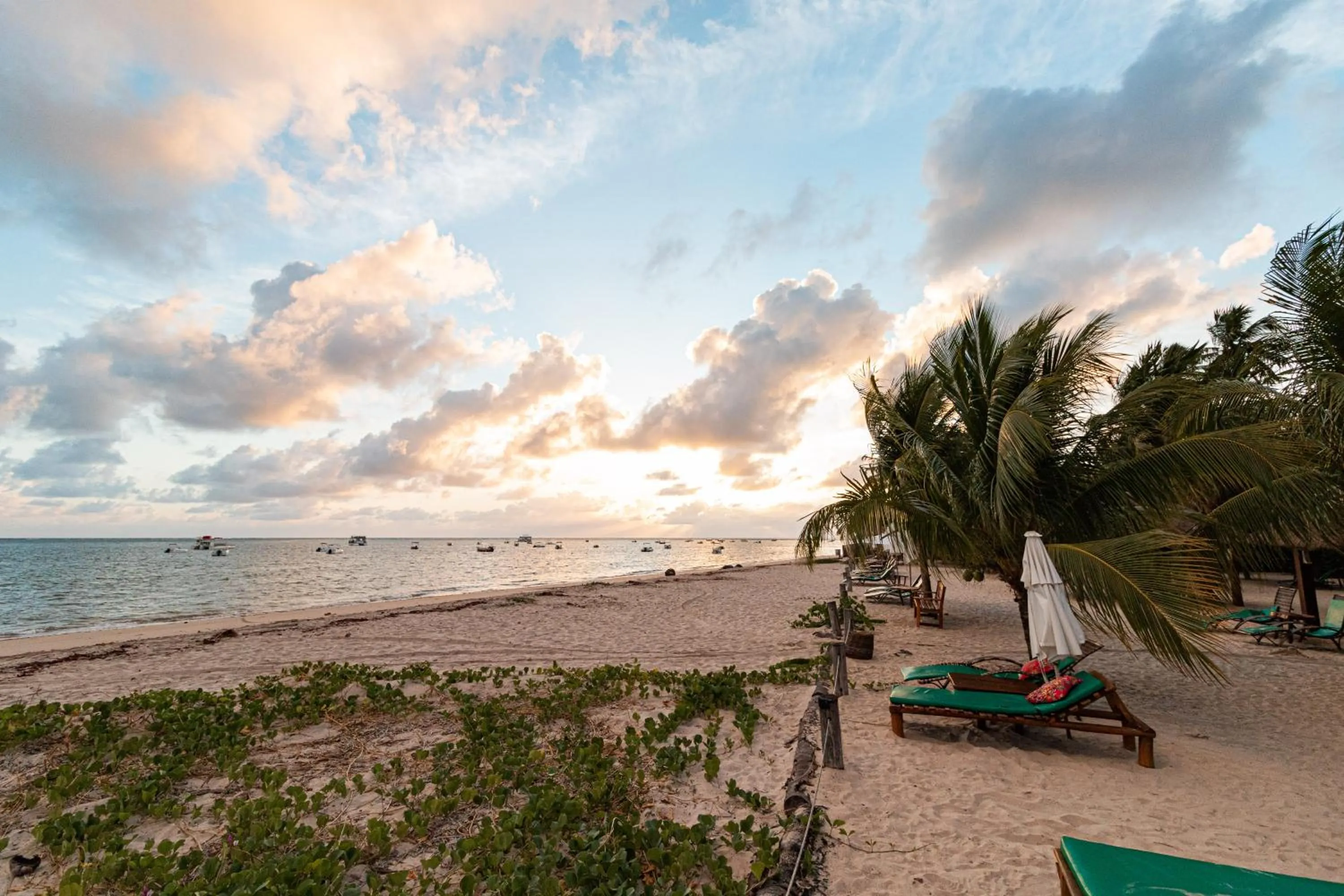 Sunset in Bangalôs do Gameleiro