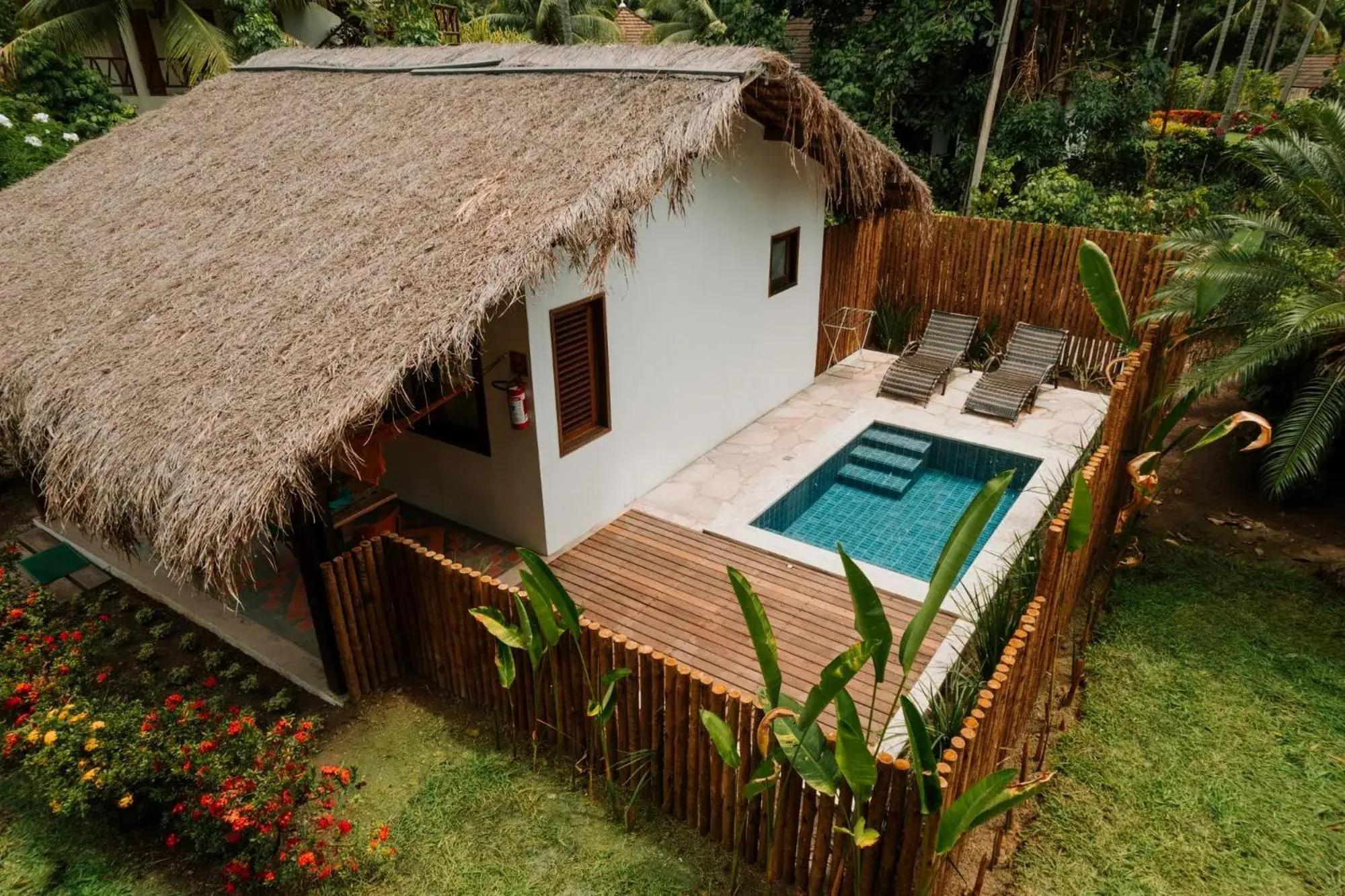 Deluxe Bungalow with Garden View in Bangalôs do Gameleiro Deluxe Bungalow with Garden View in Bangalôs do Gameleiro