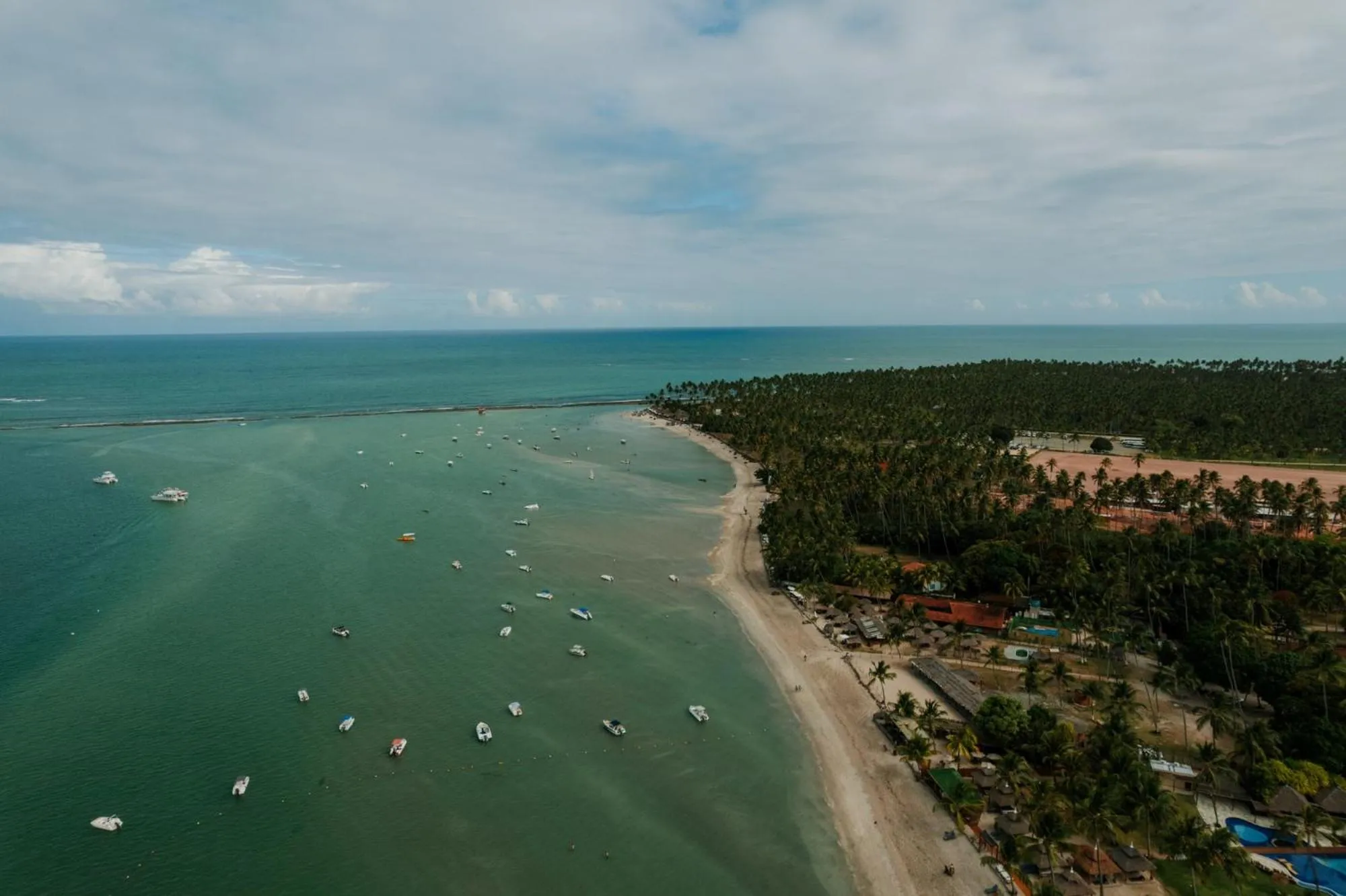 Beach in Bangalôs do Gameleiro