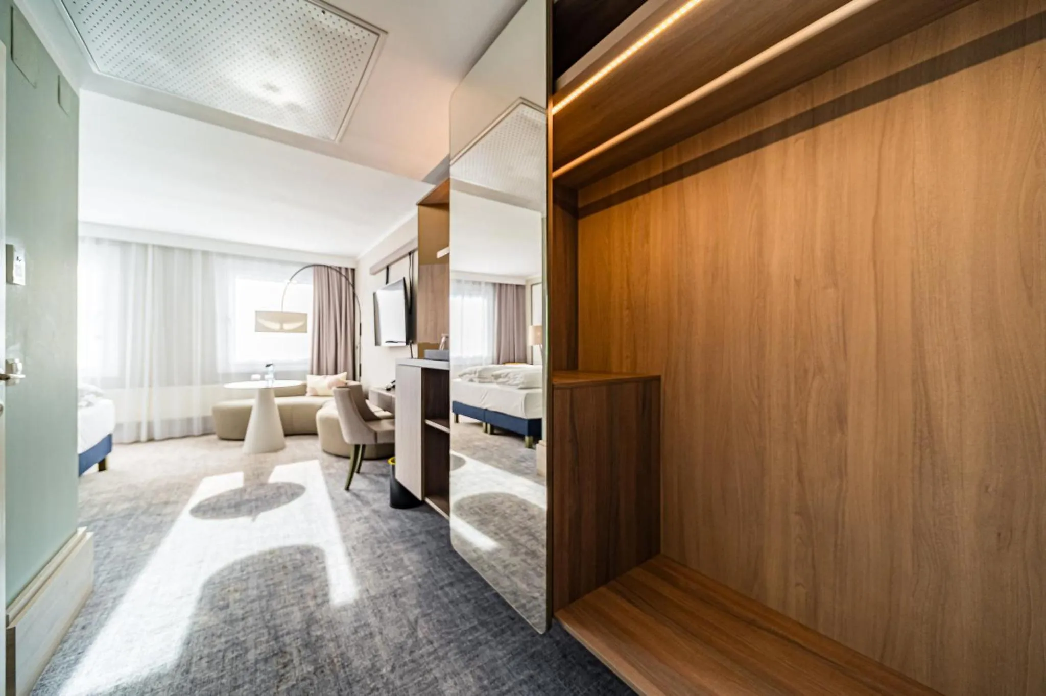 Photo of the whole room, Bed in voco Vienna Prater by IHG