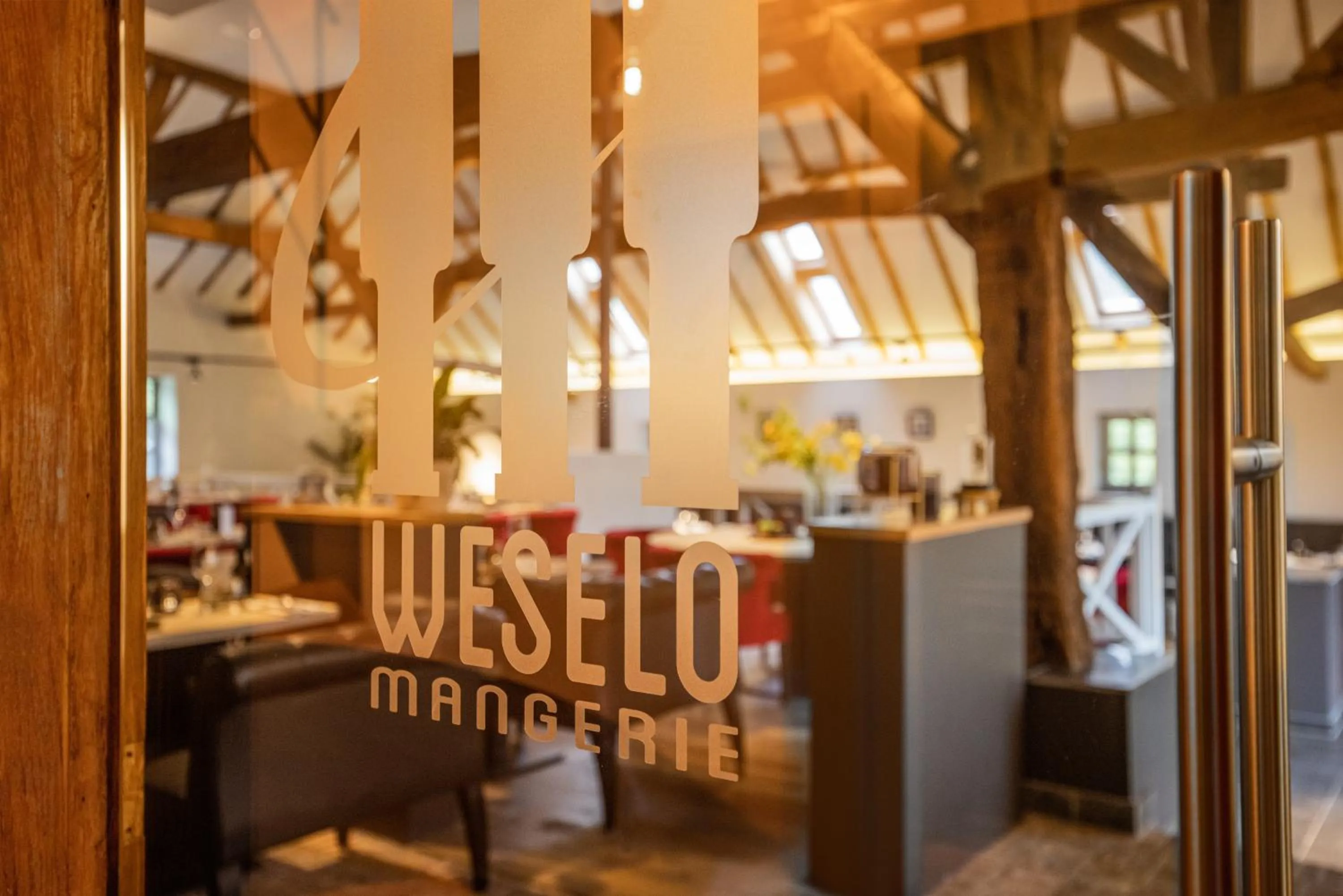 Text overlay in B&B Weselo