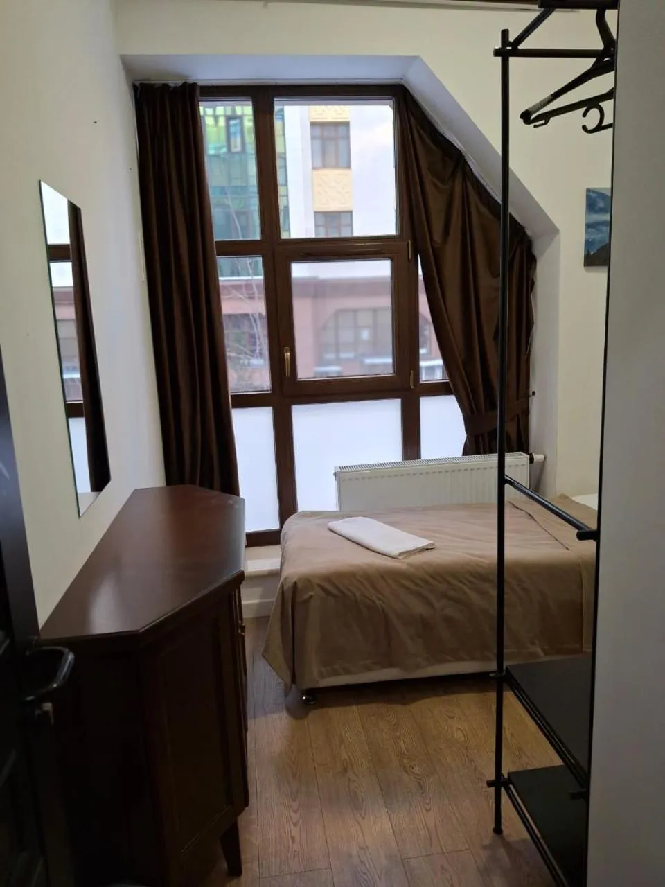 Photo of the whole room, Bed in Sulu Hostel