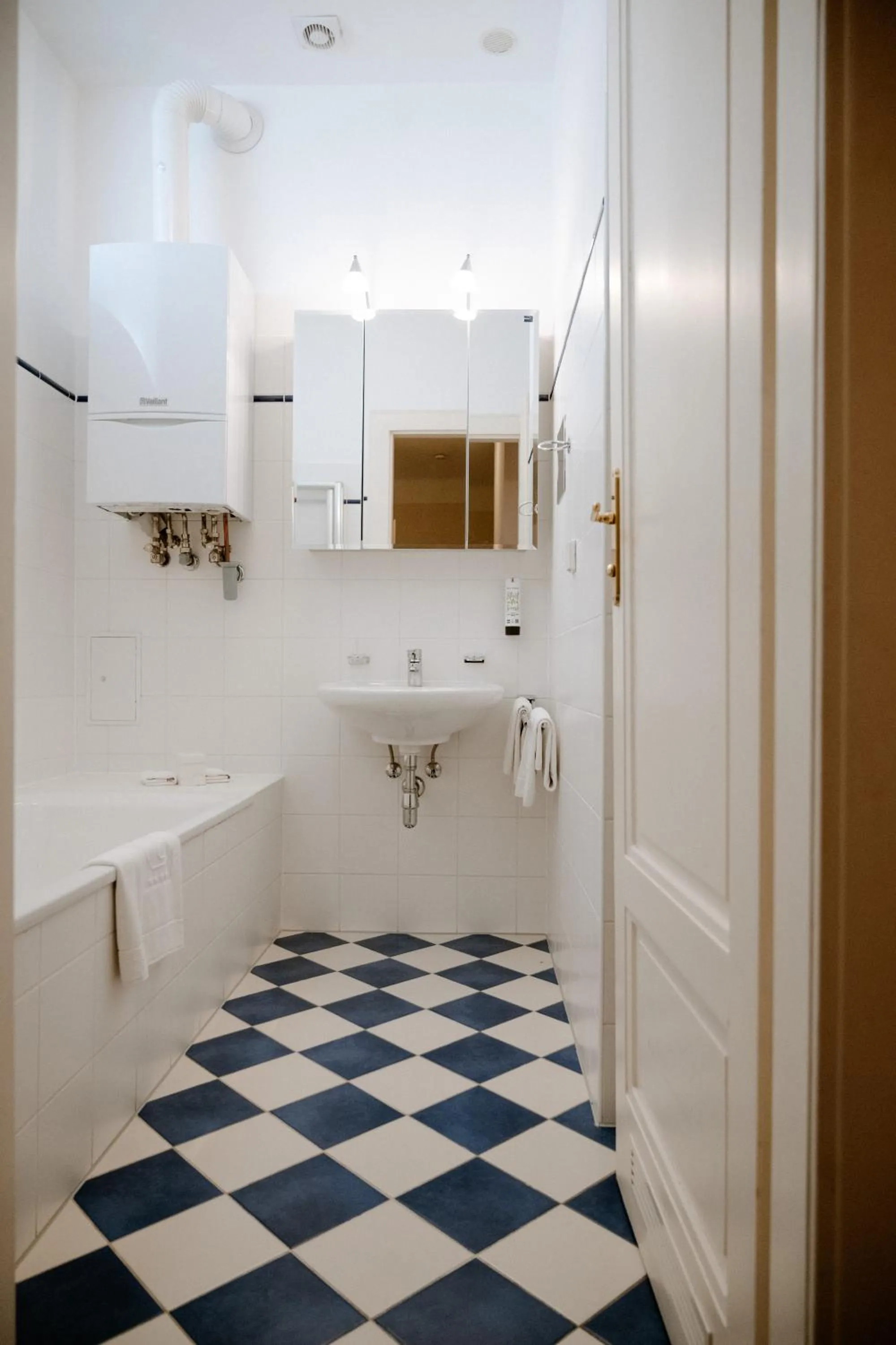 Bathroom in Hotel City Central