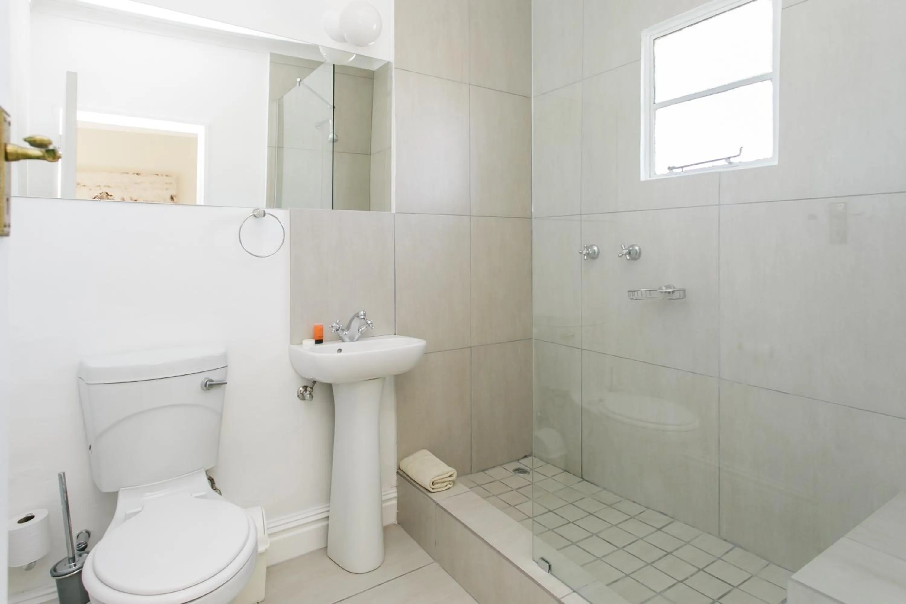 Bathroom in Wagon Wheel Country Lodge
