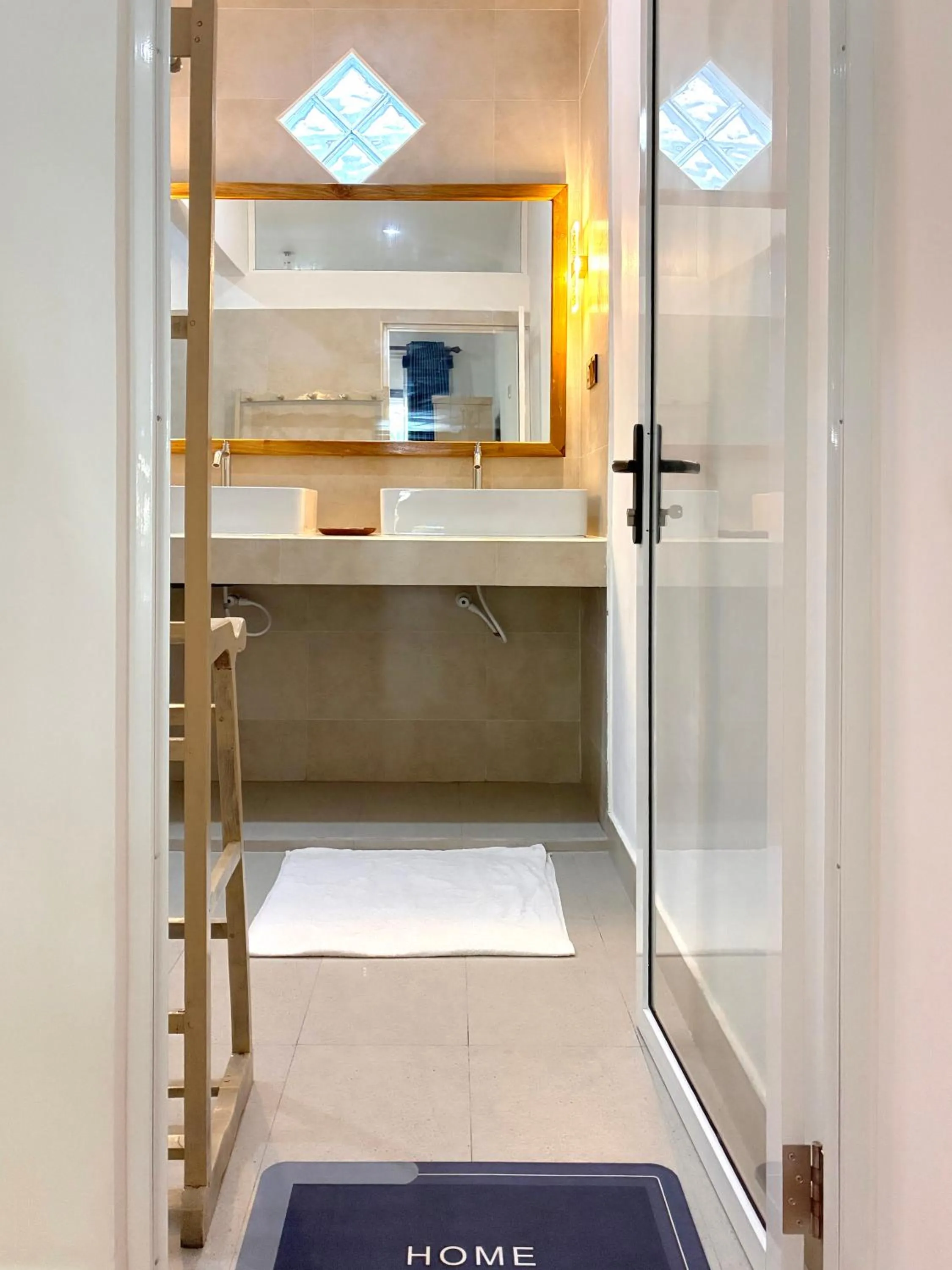 Bathroom, Bed in Mirissa Blue Whale Holiday Hotel