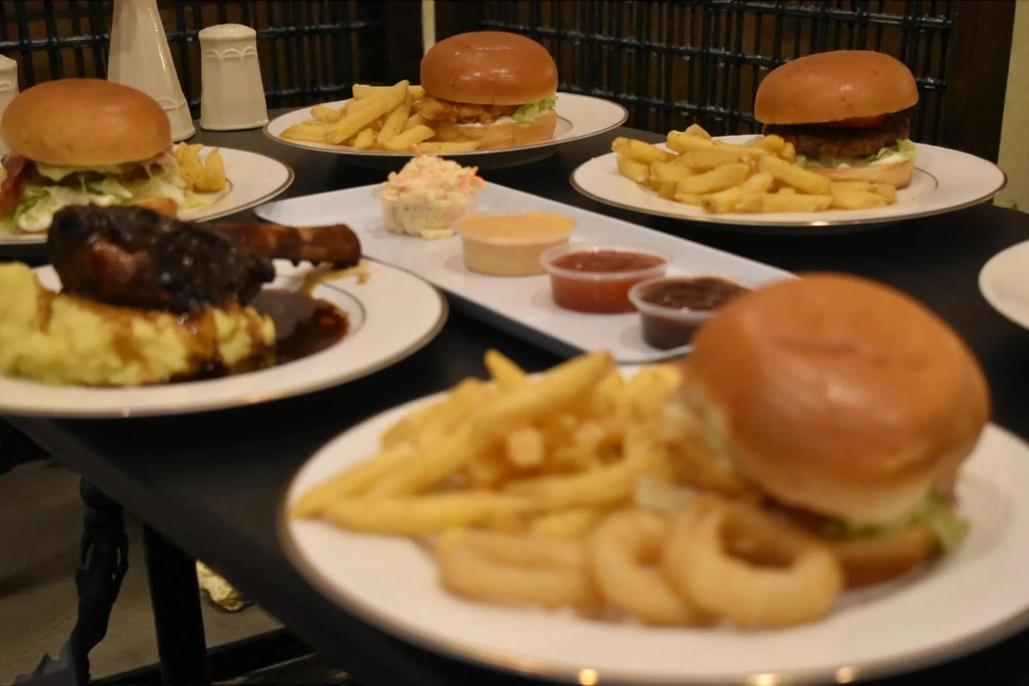 Restaurant/places to eat in Royal Square Hotel - NEC & Birmingham Airport