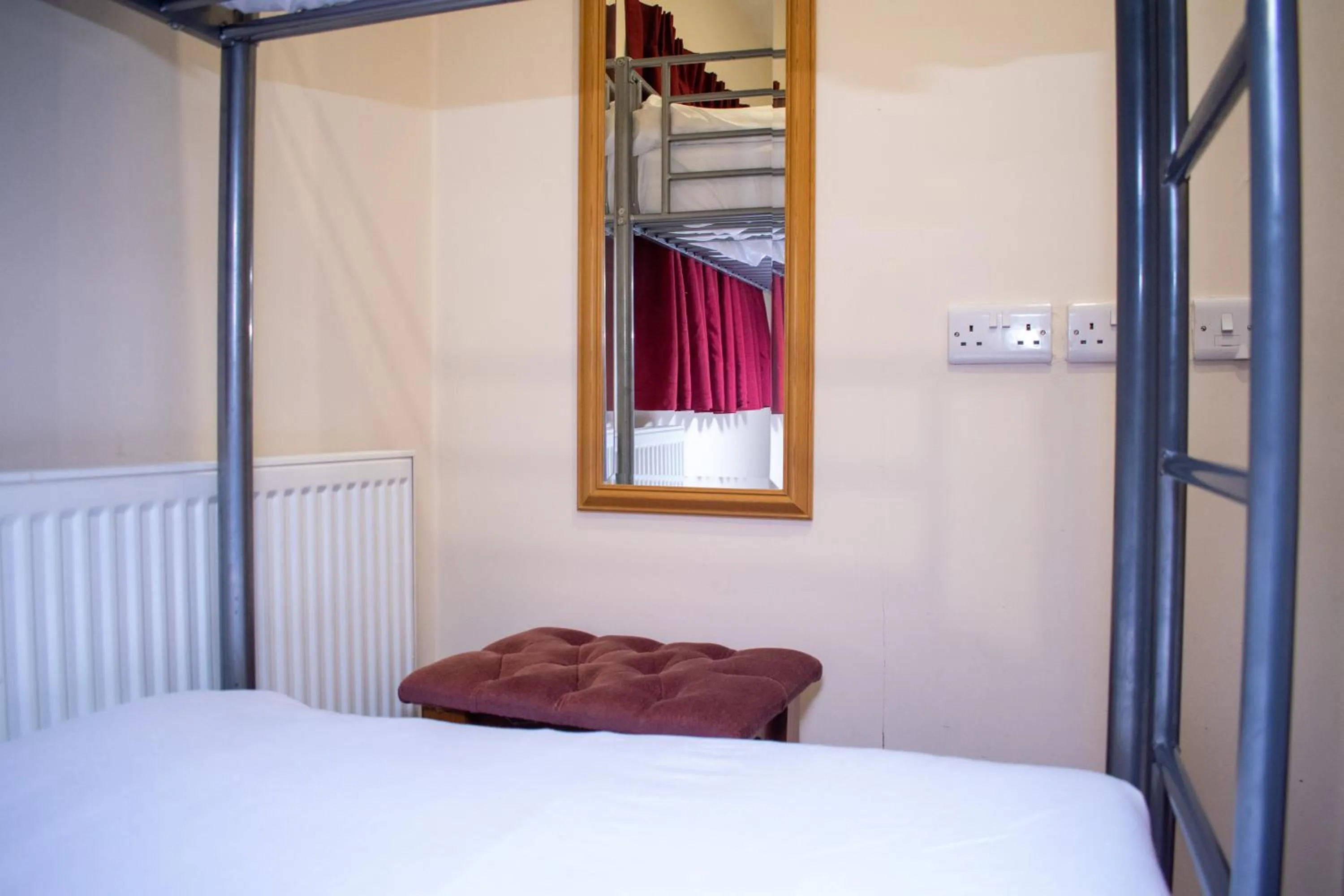 bunk bed, Bed in Royal Square Hotel - NEC & Birmingham Airport