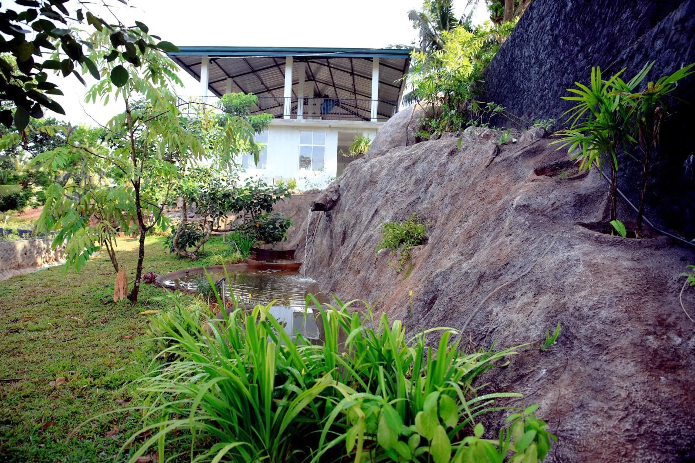 Hill View Resort