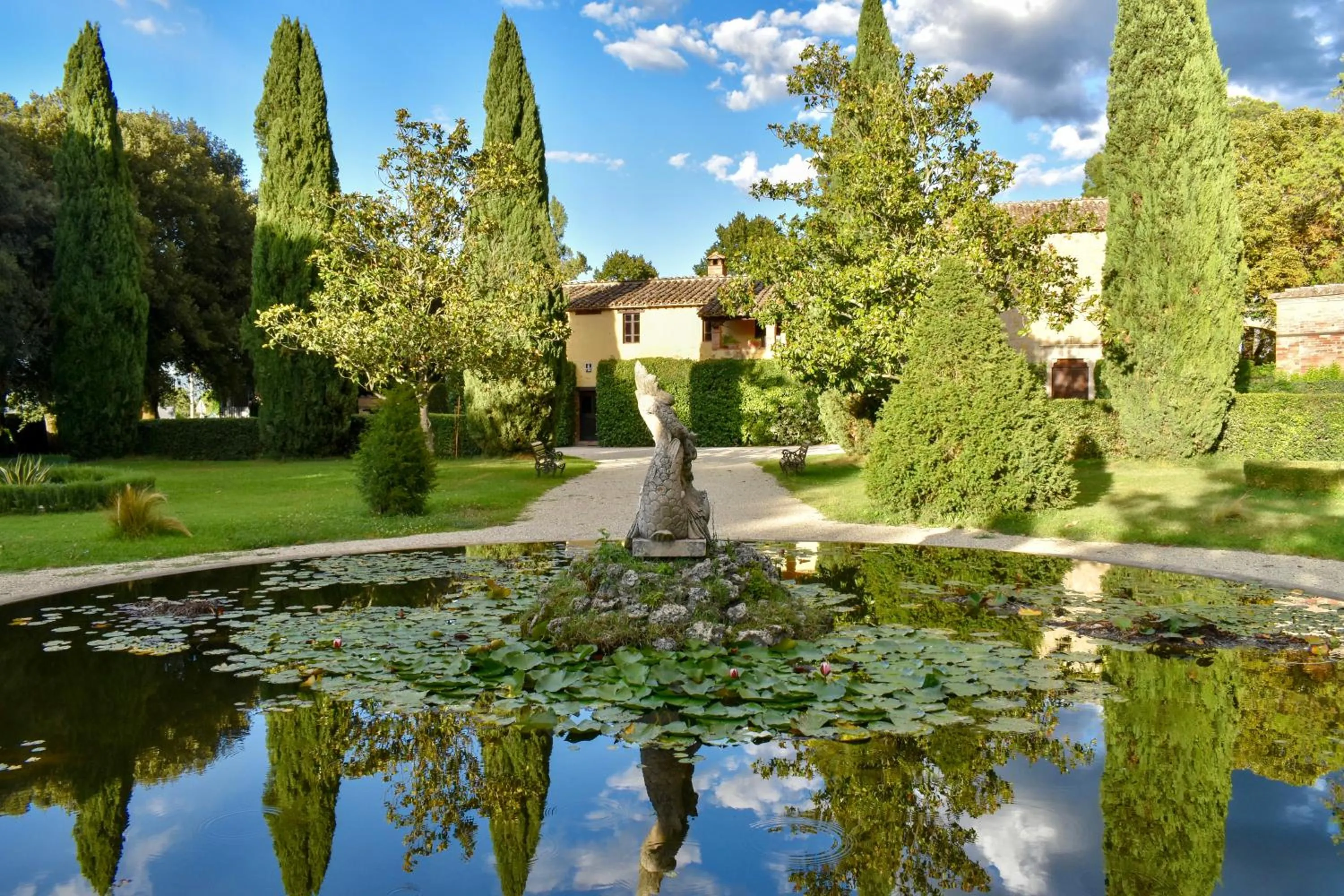 Garden view in Palazzo Di Bagnaia