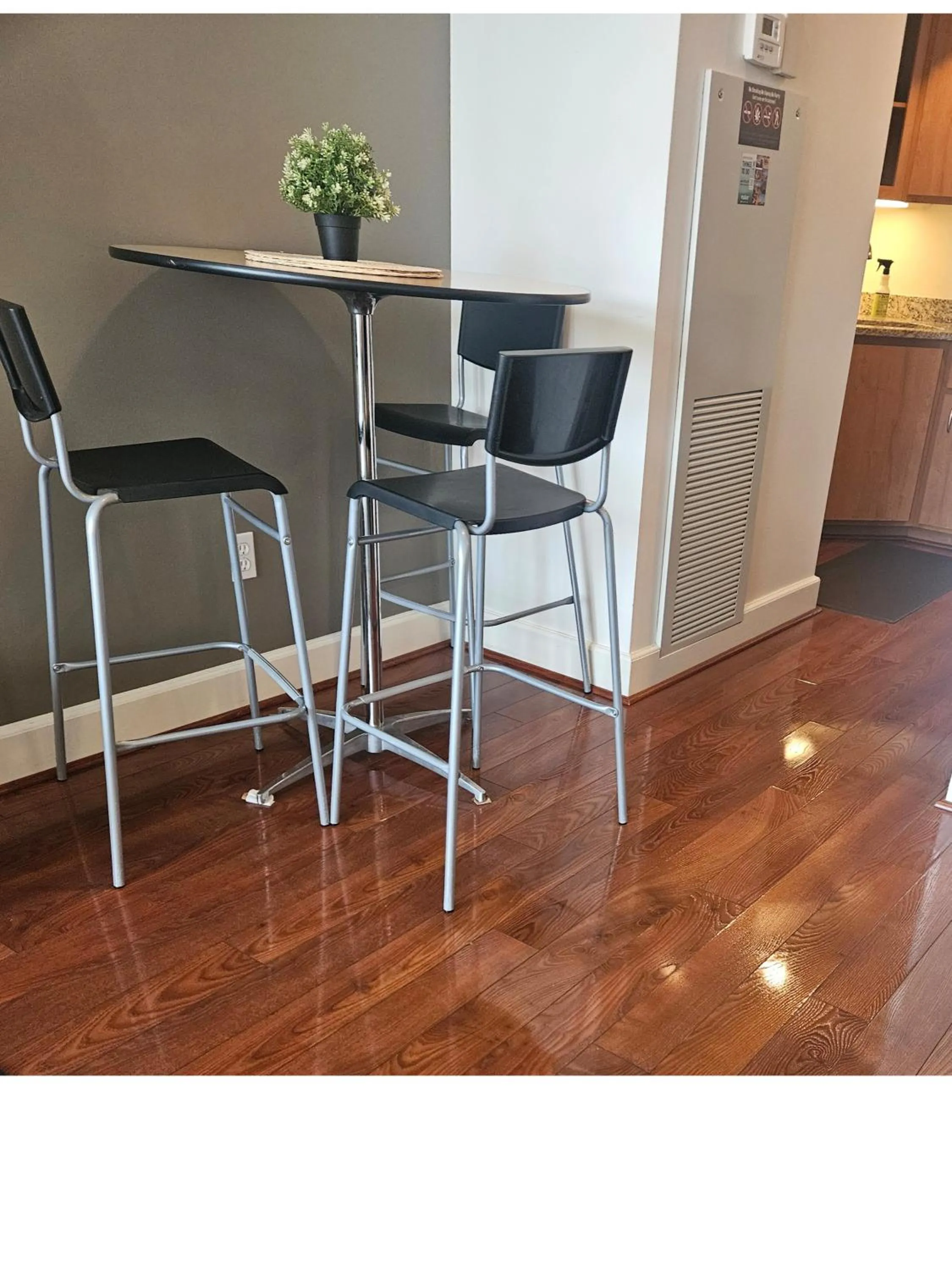 Dining area in Renu Suites at The Burlington Portland