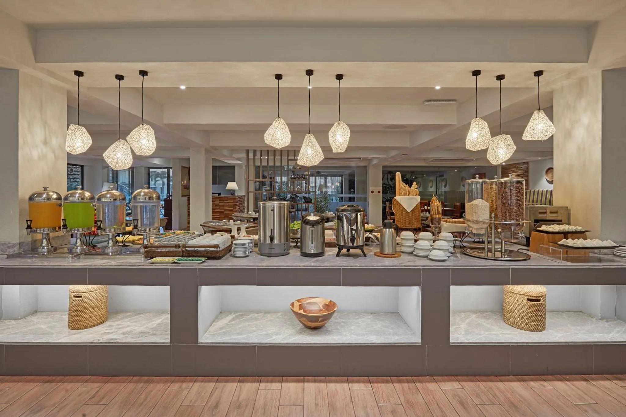 Restaurant/places to eat in Holiday Inn & Suites Batangas LimaPark by IHG