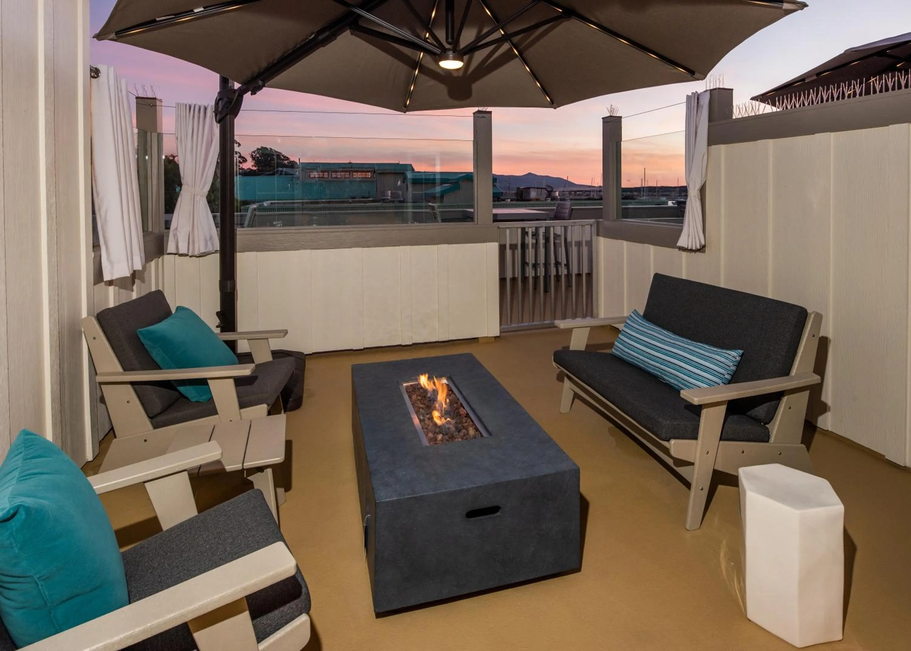 Balcony/Terrace in Inn At Rose's Landing