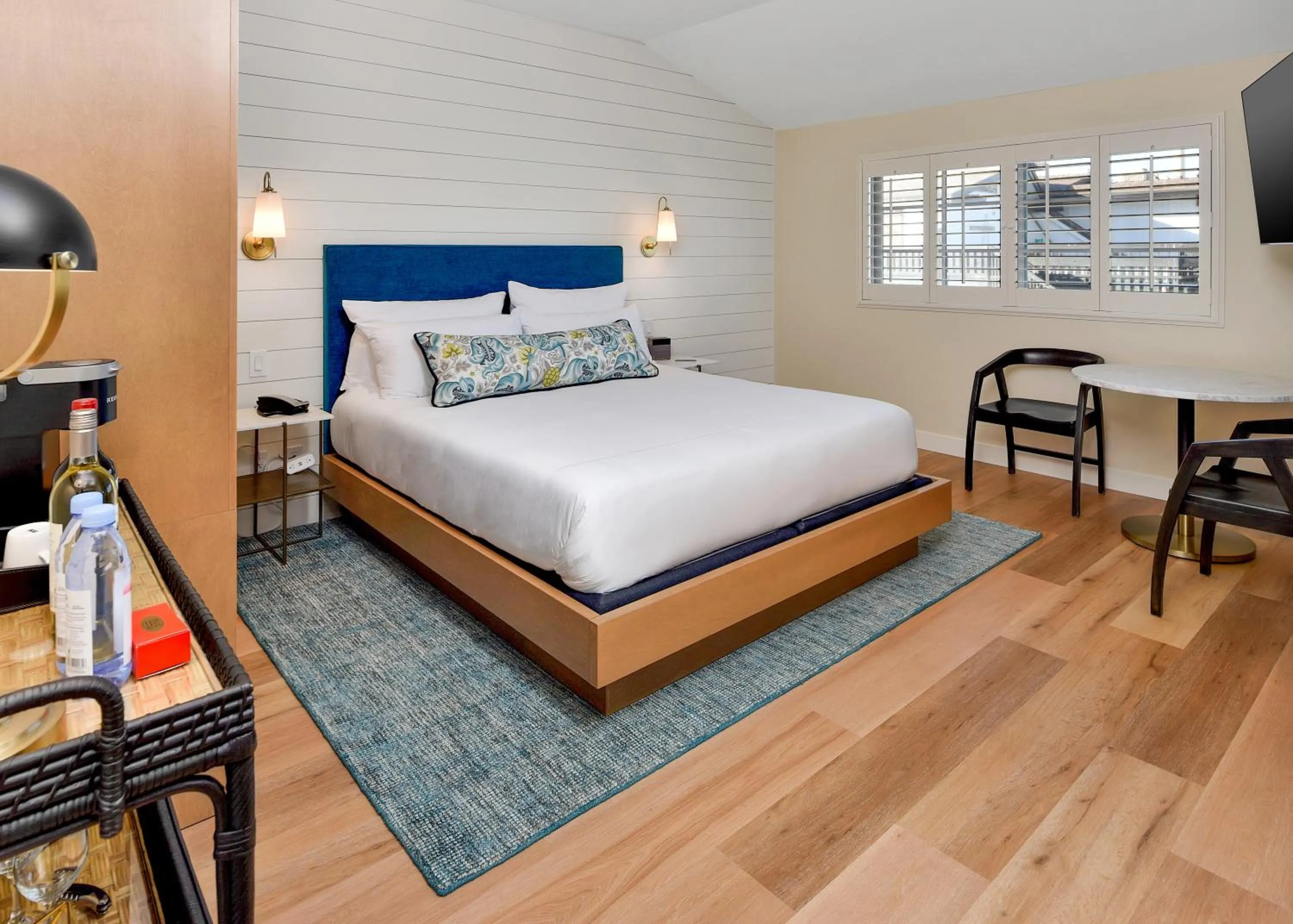 Photo of the whole room, Bed in Inn At Rose's Landing