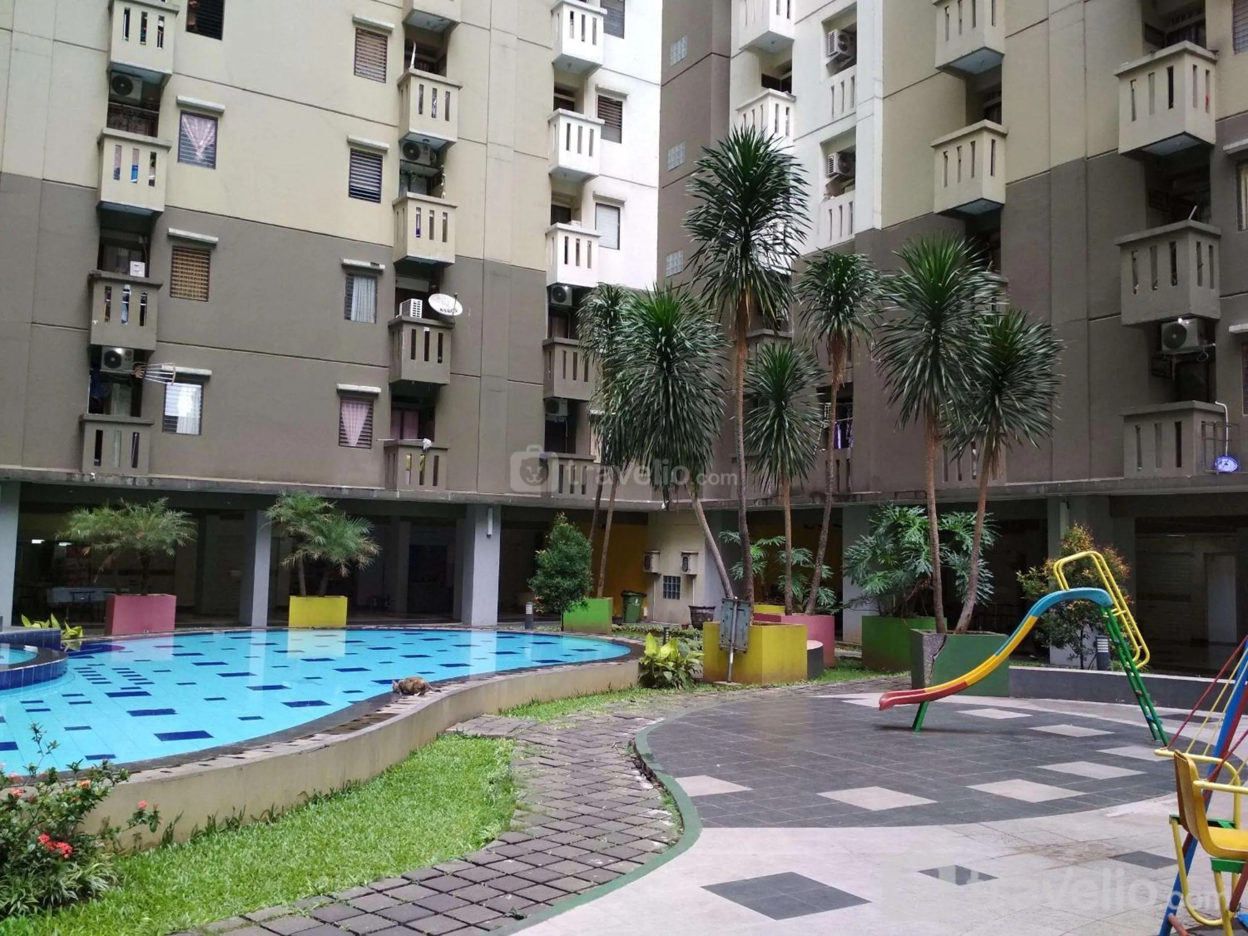 Bed in Private & Stylish 2BR at Gateway Apartment Ahmad Yani Cicadas By Travelio