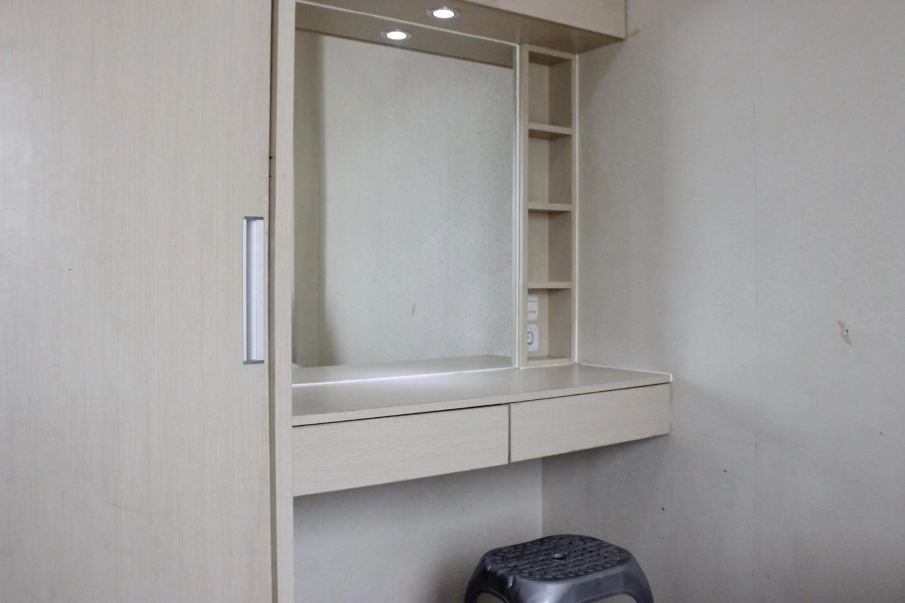 Private & Stylish 2BR at Gateway Apartment Ahmad Yani Cicadas By Travelio