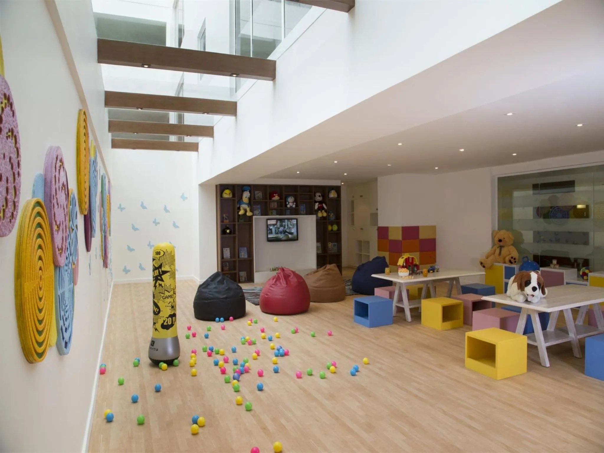 Area and facilities in Oakwood Residence Whitefield Bangalore