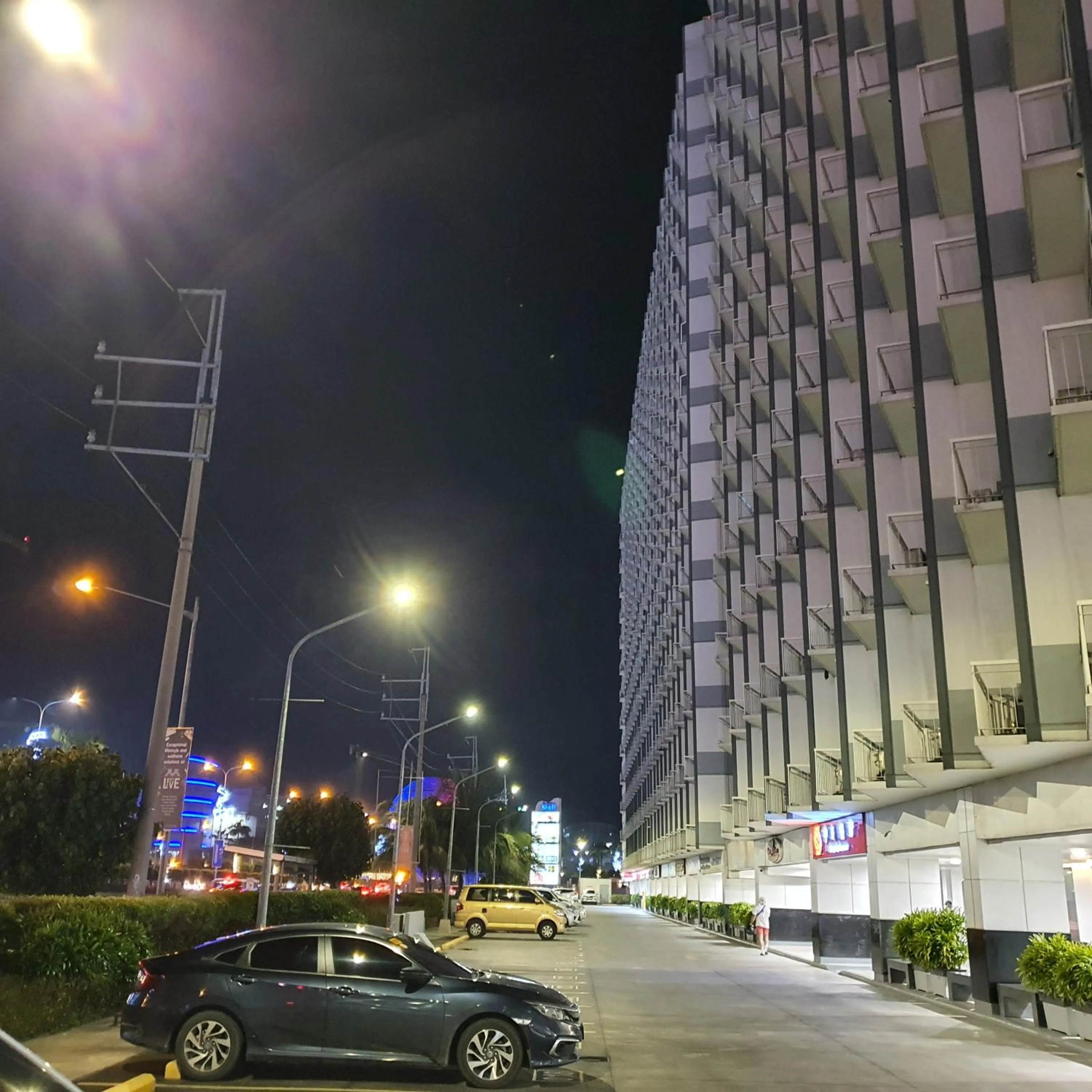 Property building in SHELL RESIDENCES