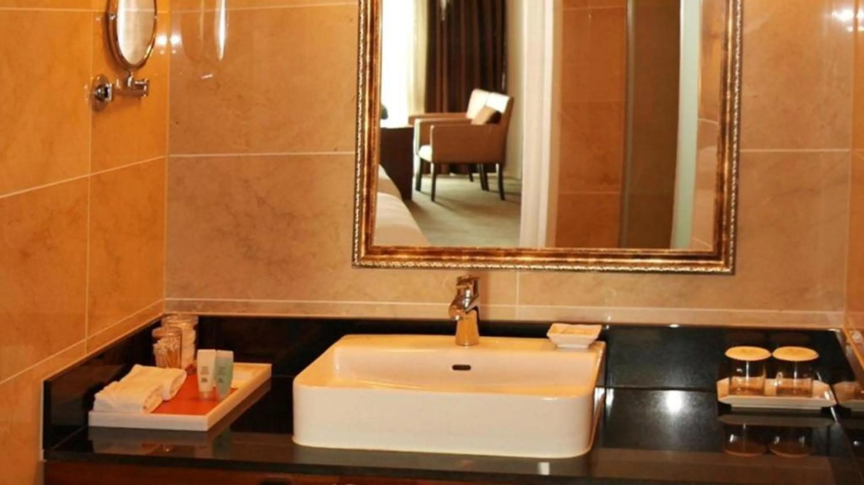 Bathroom in Ecograd Hotel