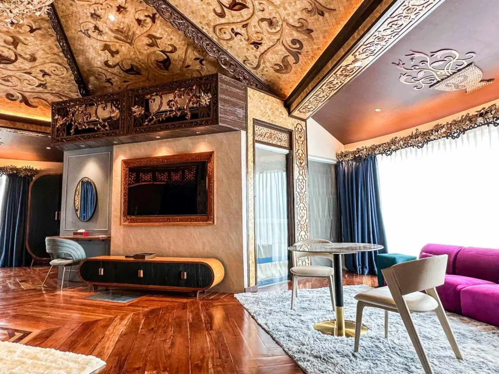 Living room in Rancho Bernardo Luxury Villas and Resort