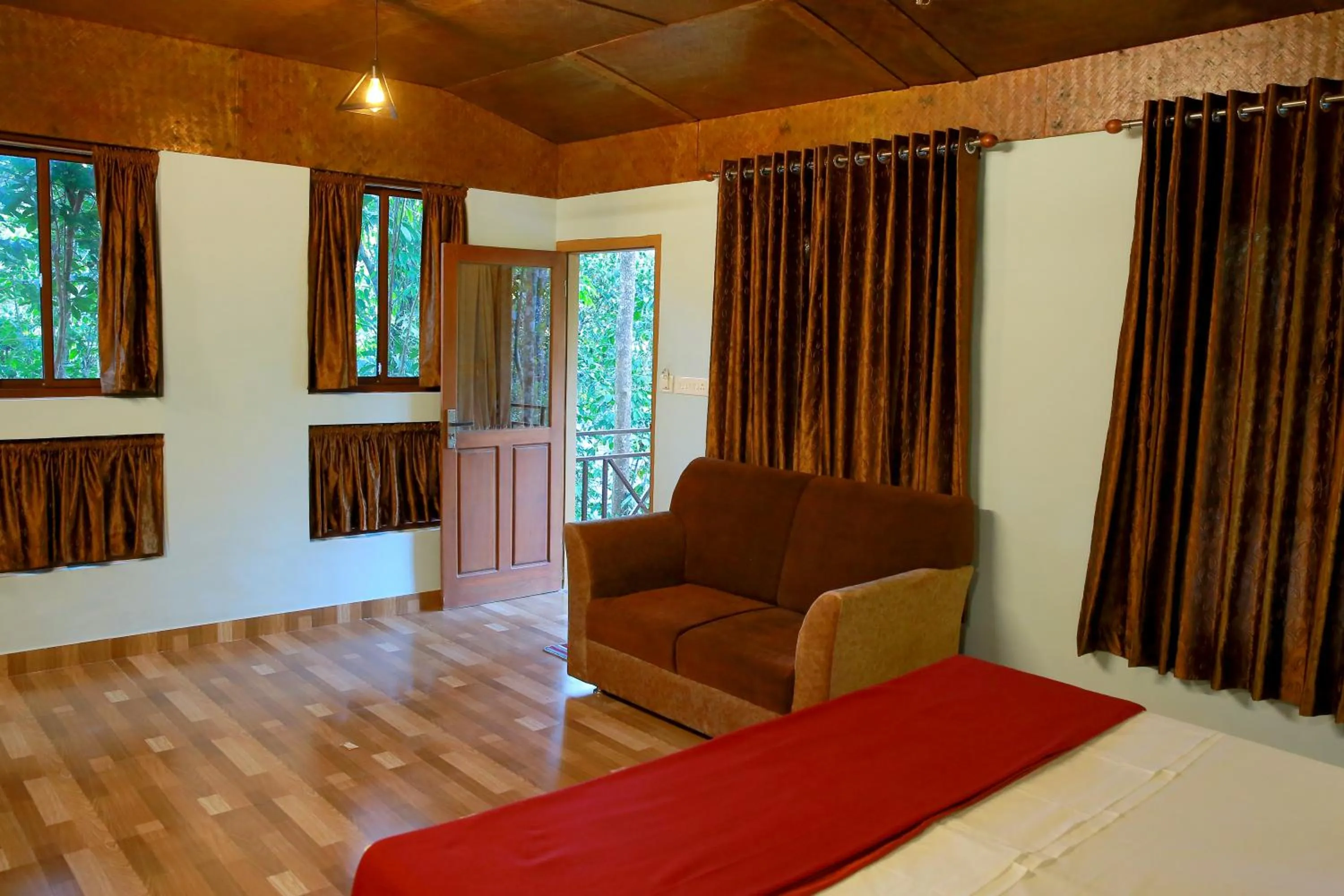 Bedroom, Bed in Snow Hills Nature Resort, Thekkady