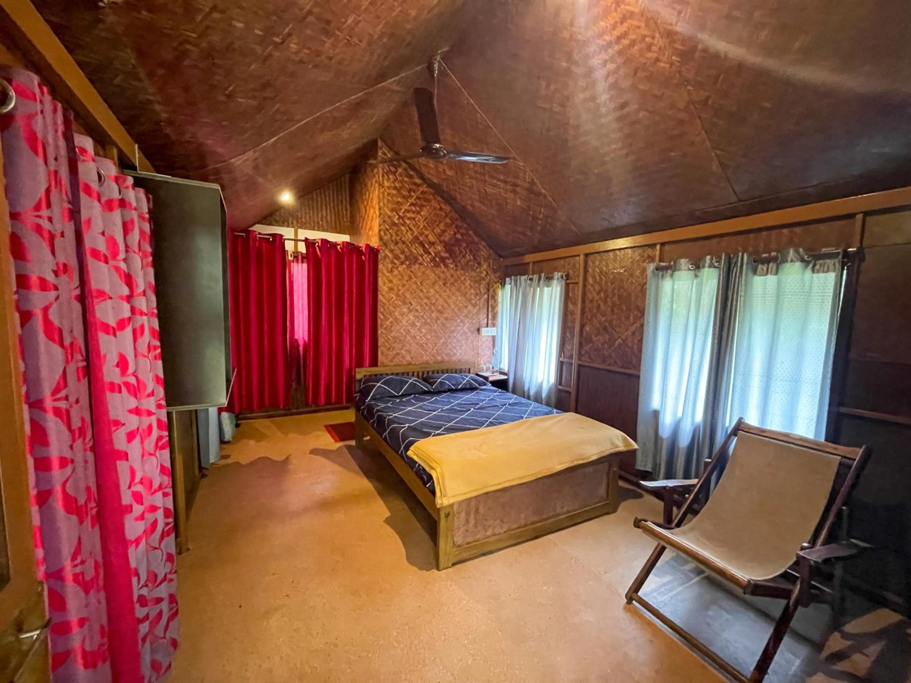 Bedroom, Bed in Snow Hills Nature Resort, Thekkady