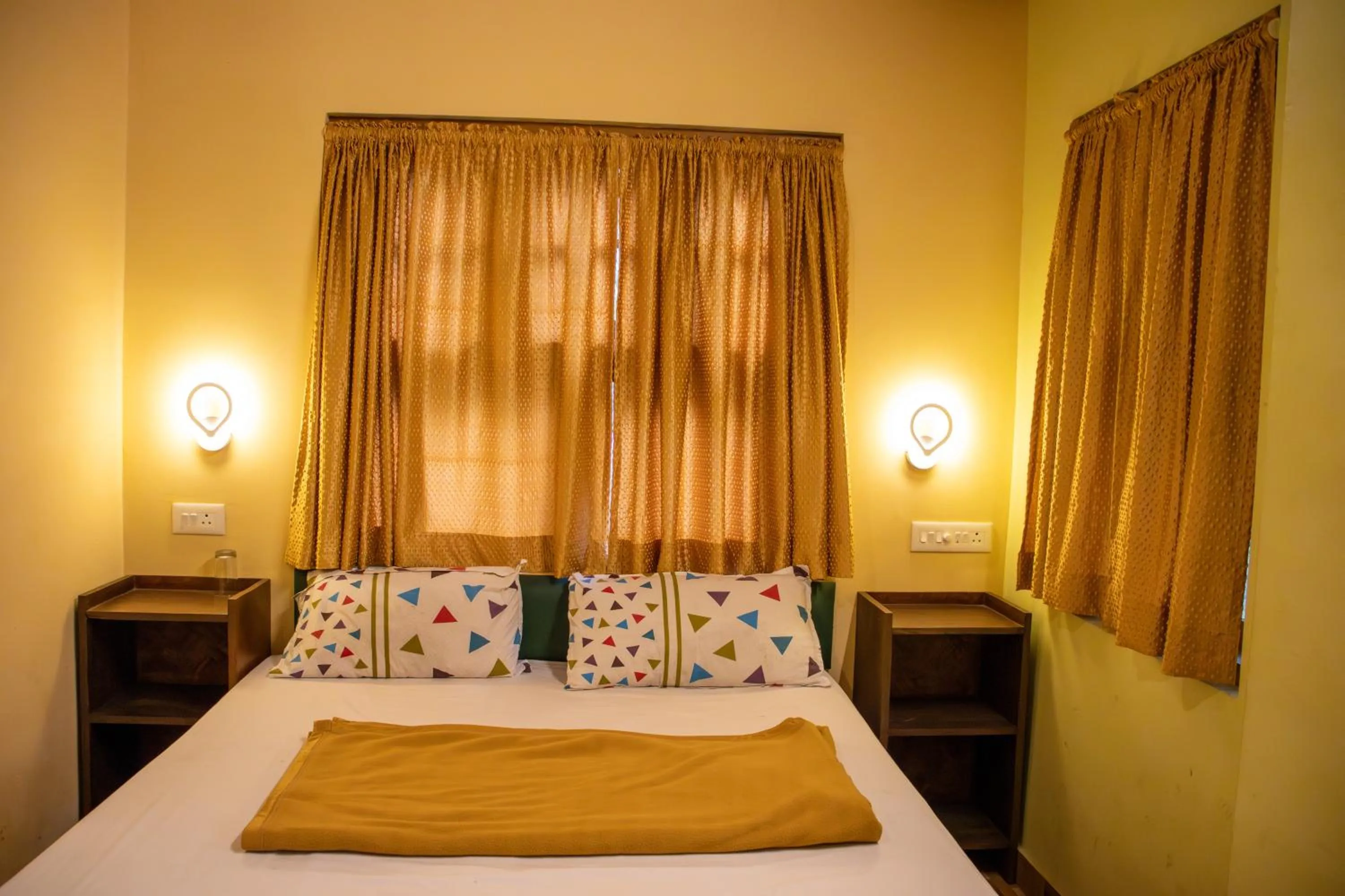 Bedroom, Bed in Snow Hills Nature Resort, Thekkady