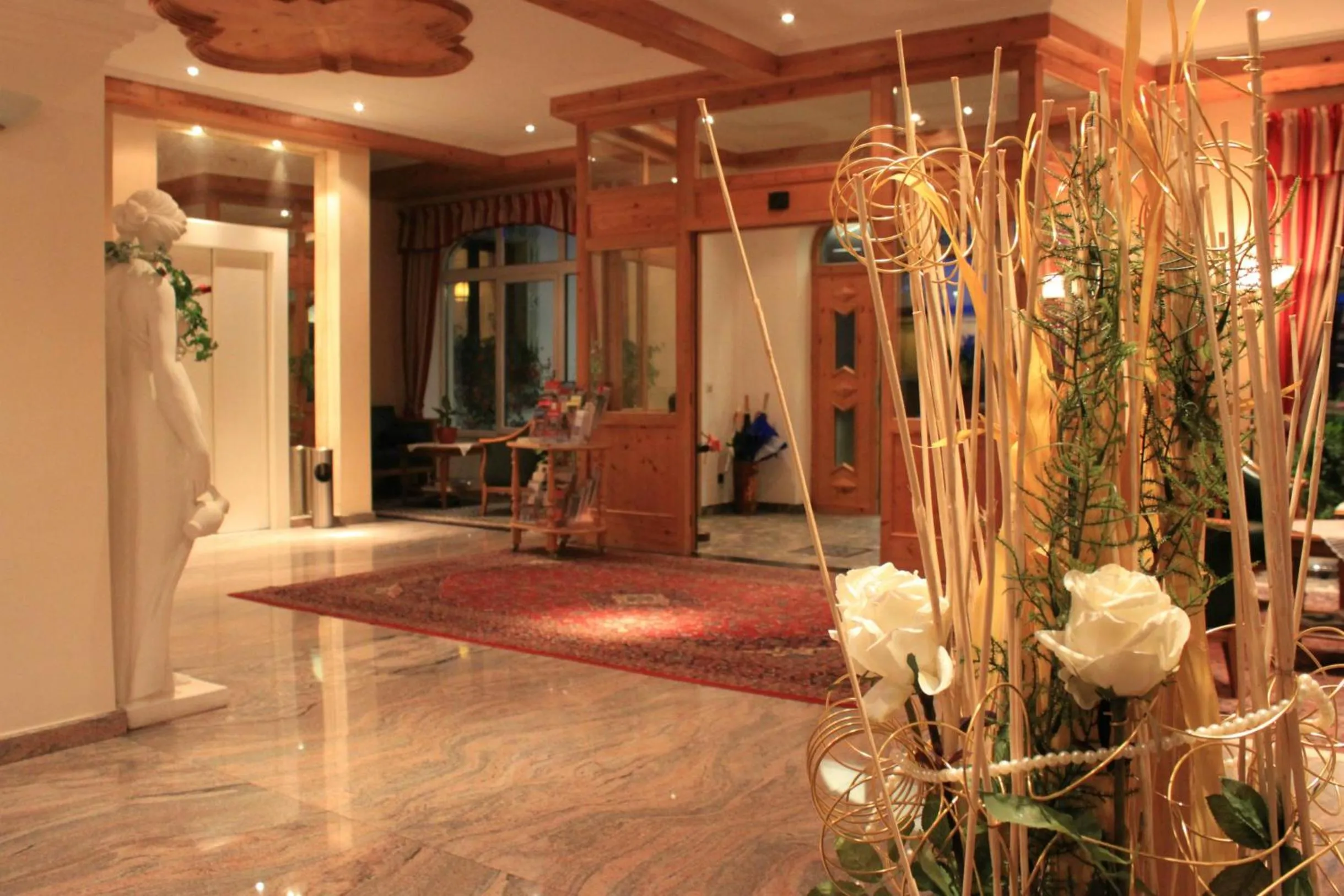 Lobby or reception in Airporthotel Salzburg - Hotel am Salzburg Airport