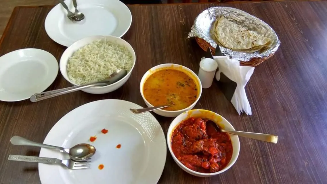 Food and drinks in Hotel Barzman