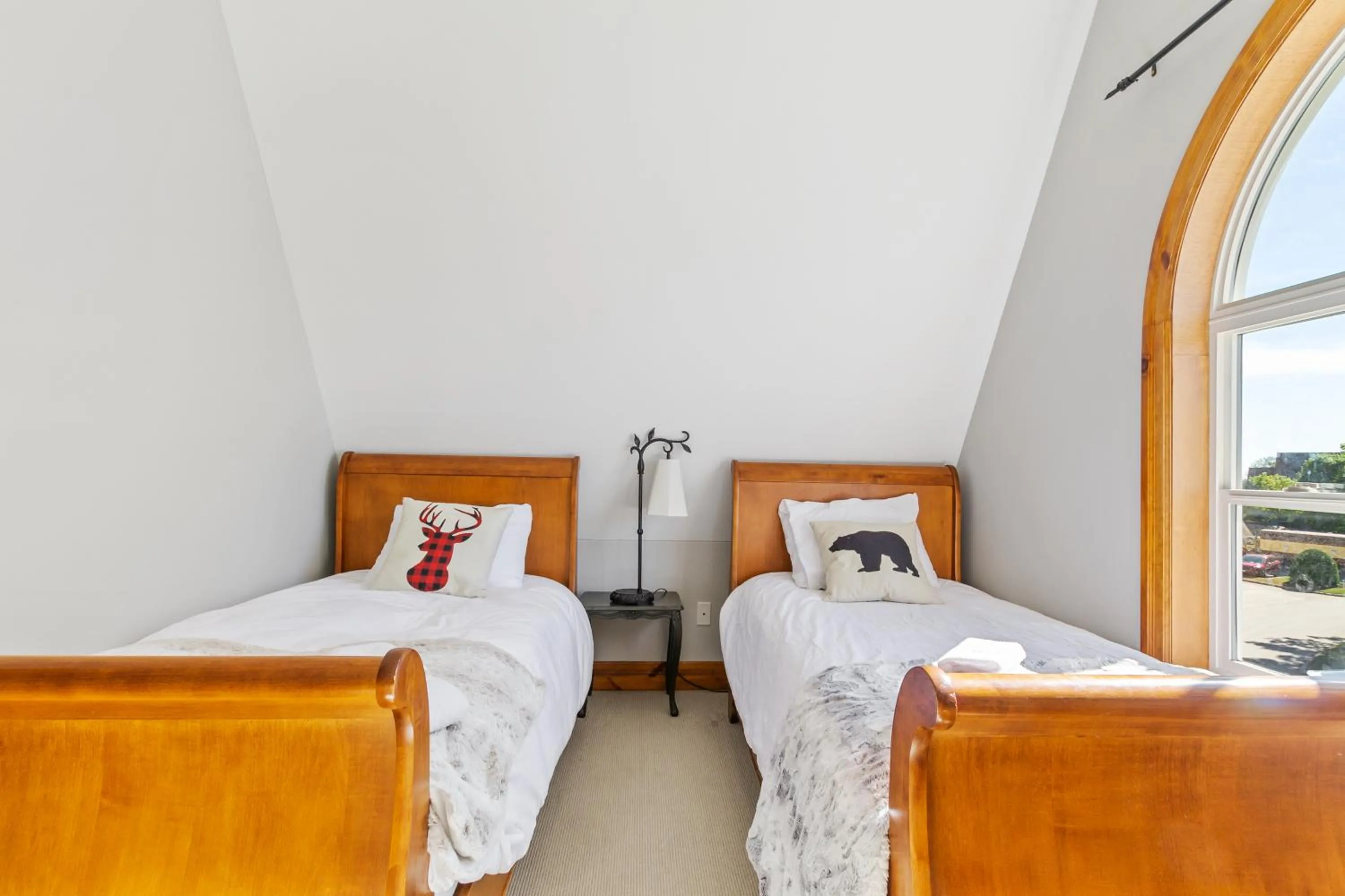 Bed in Blue Mountain 3 bedroom Dream Chalet 81590