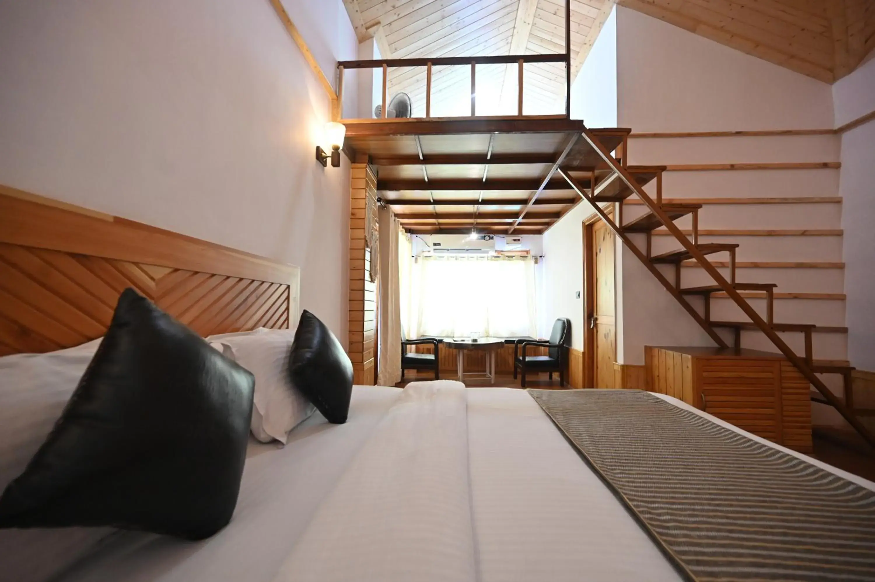 Family Room with Mountain View in The Hillside Family Room with Mountain View in The Hillside