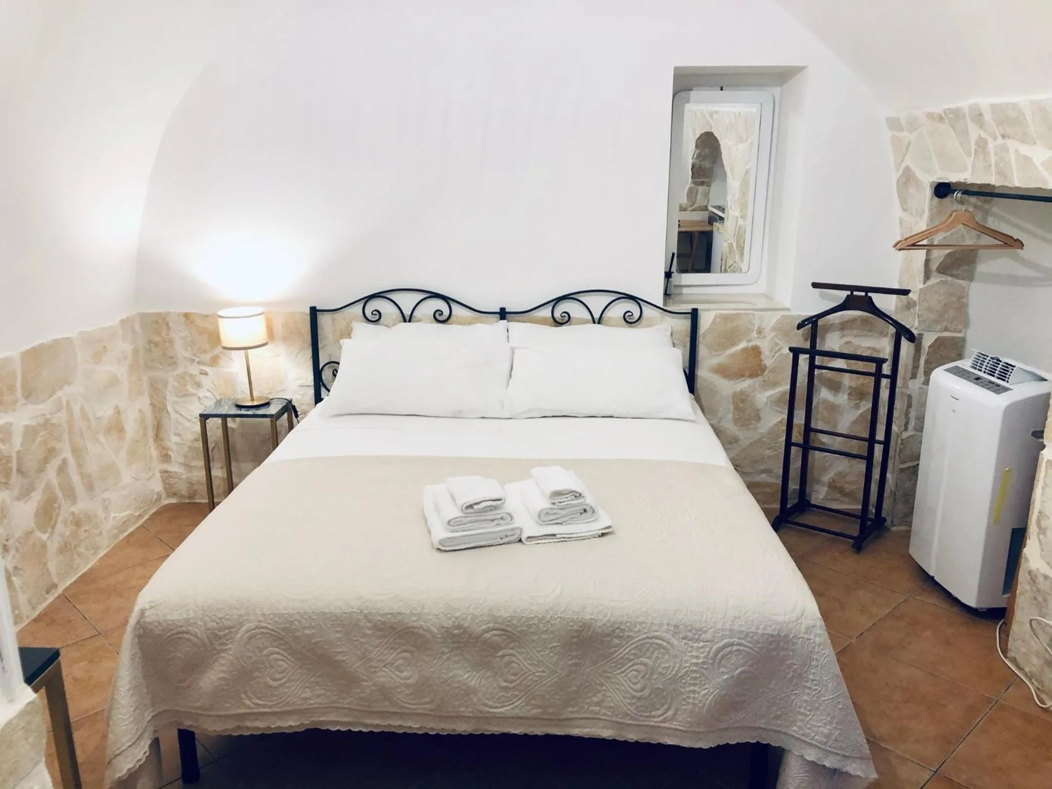 Bed in Dimora Bellini Apartment and Rooms