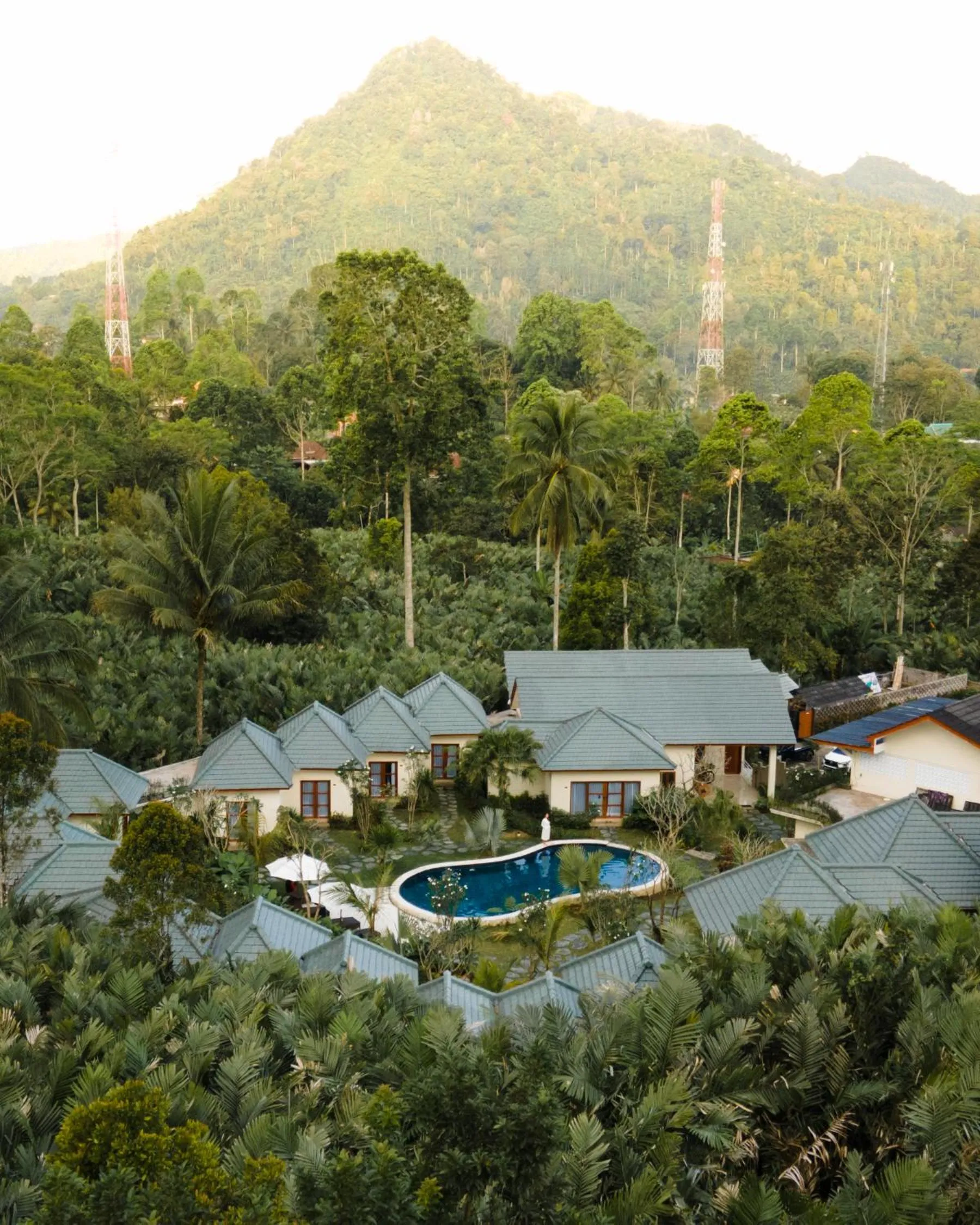 Property building in Artha Cottages