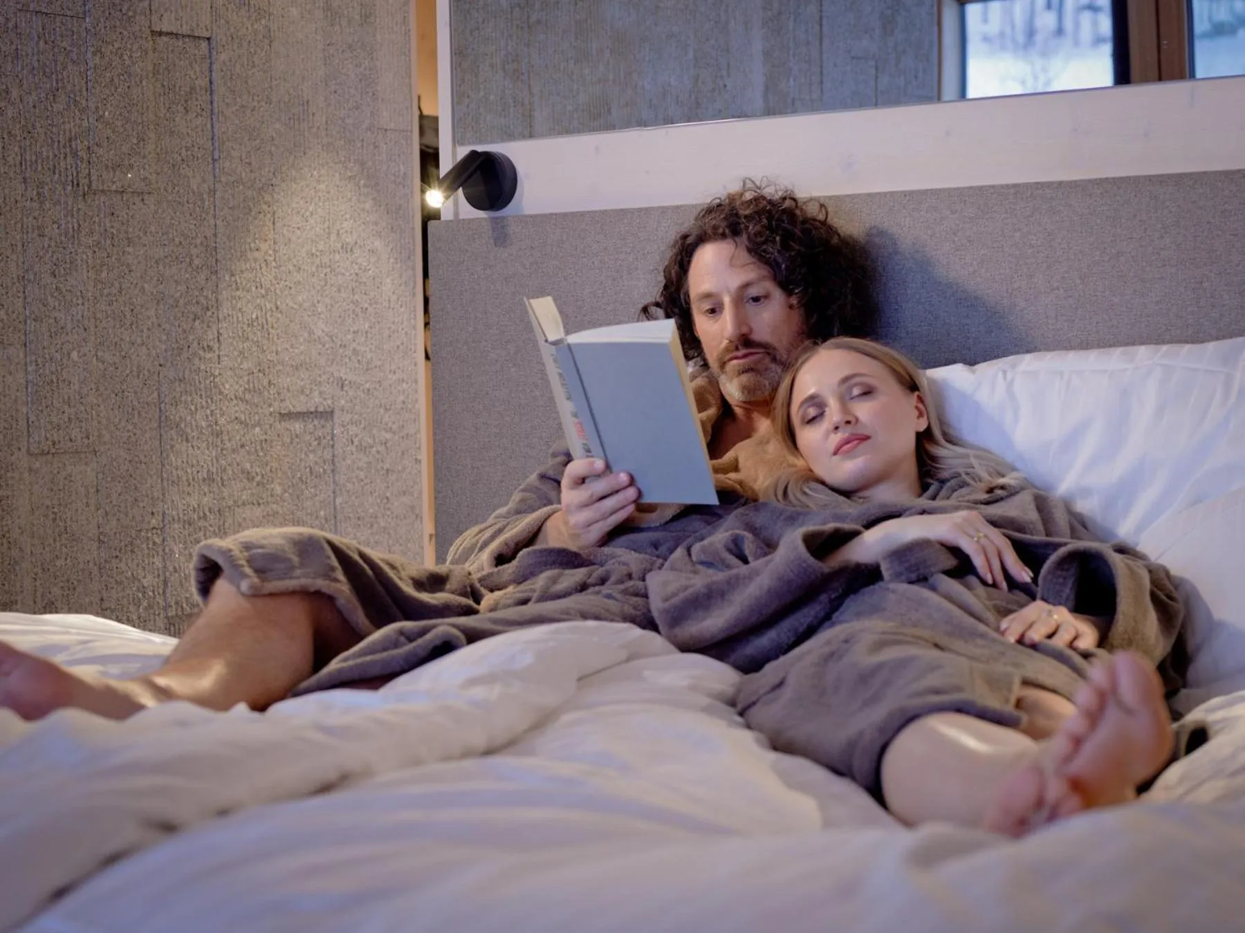 Bedroom, Bed in Euler Neuschönau - Naturhotel & Chalets