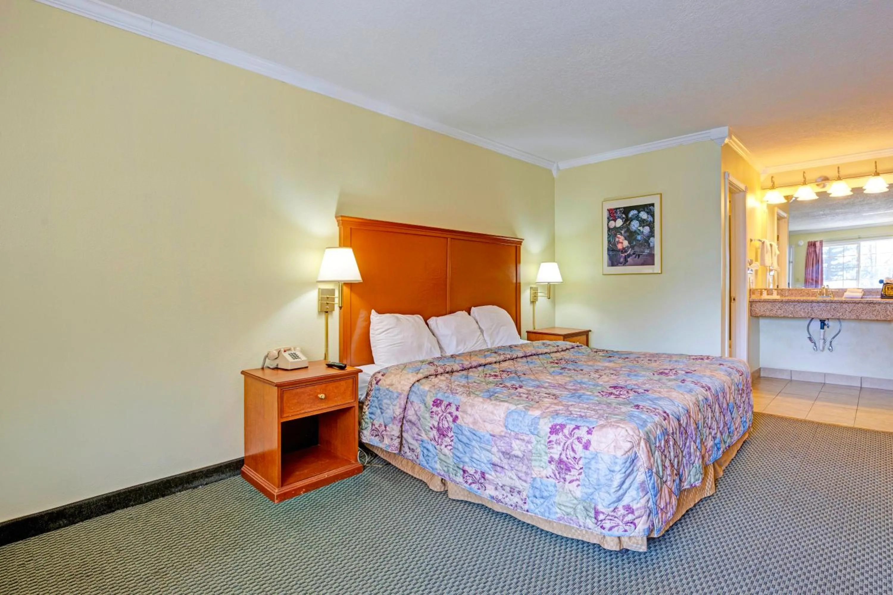 Bedroom, Bed in Capital O Stevenson Inn Riverside