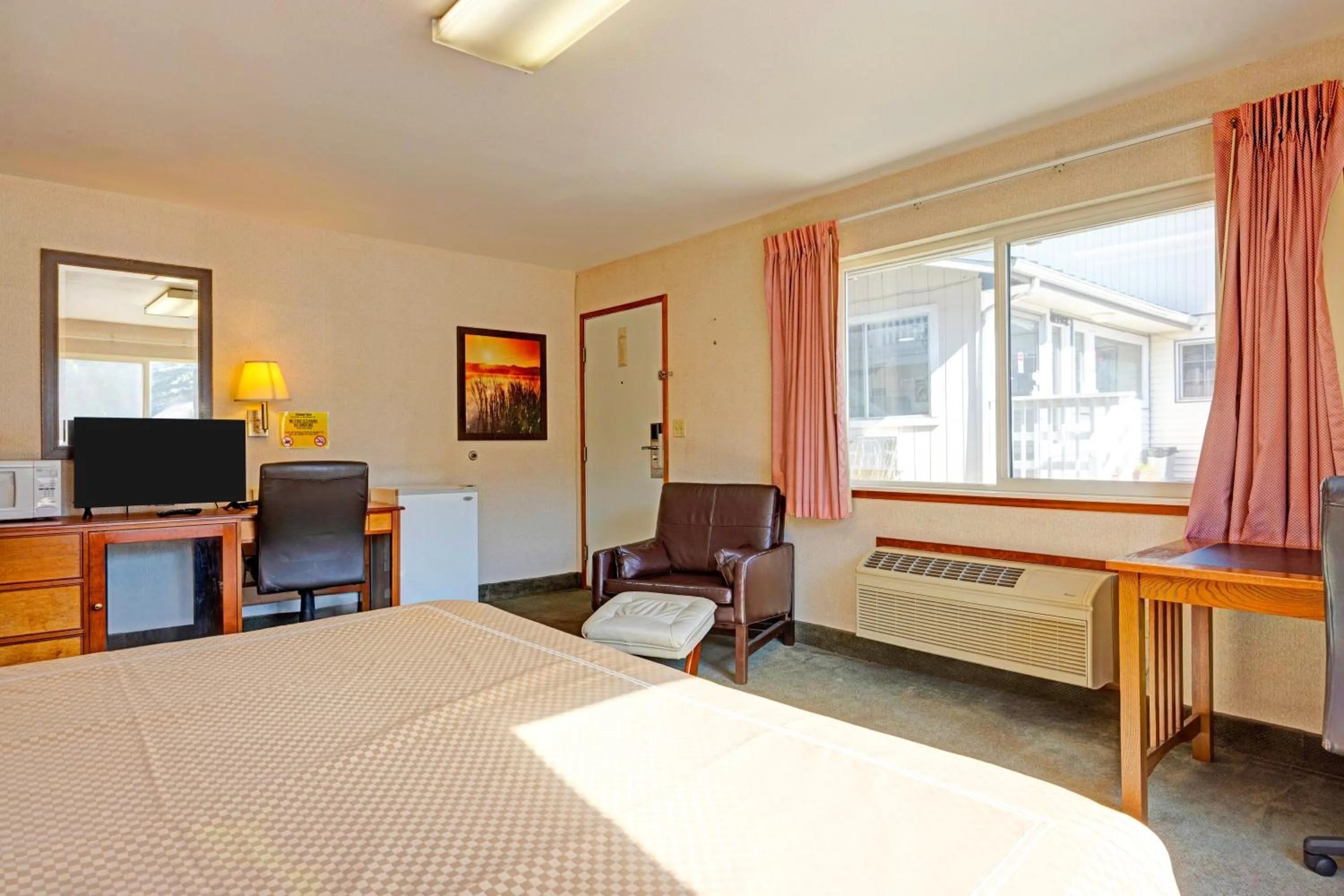 Bedroom, Bed in Capital O Stevenson Inn Riverside