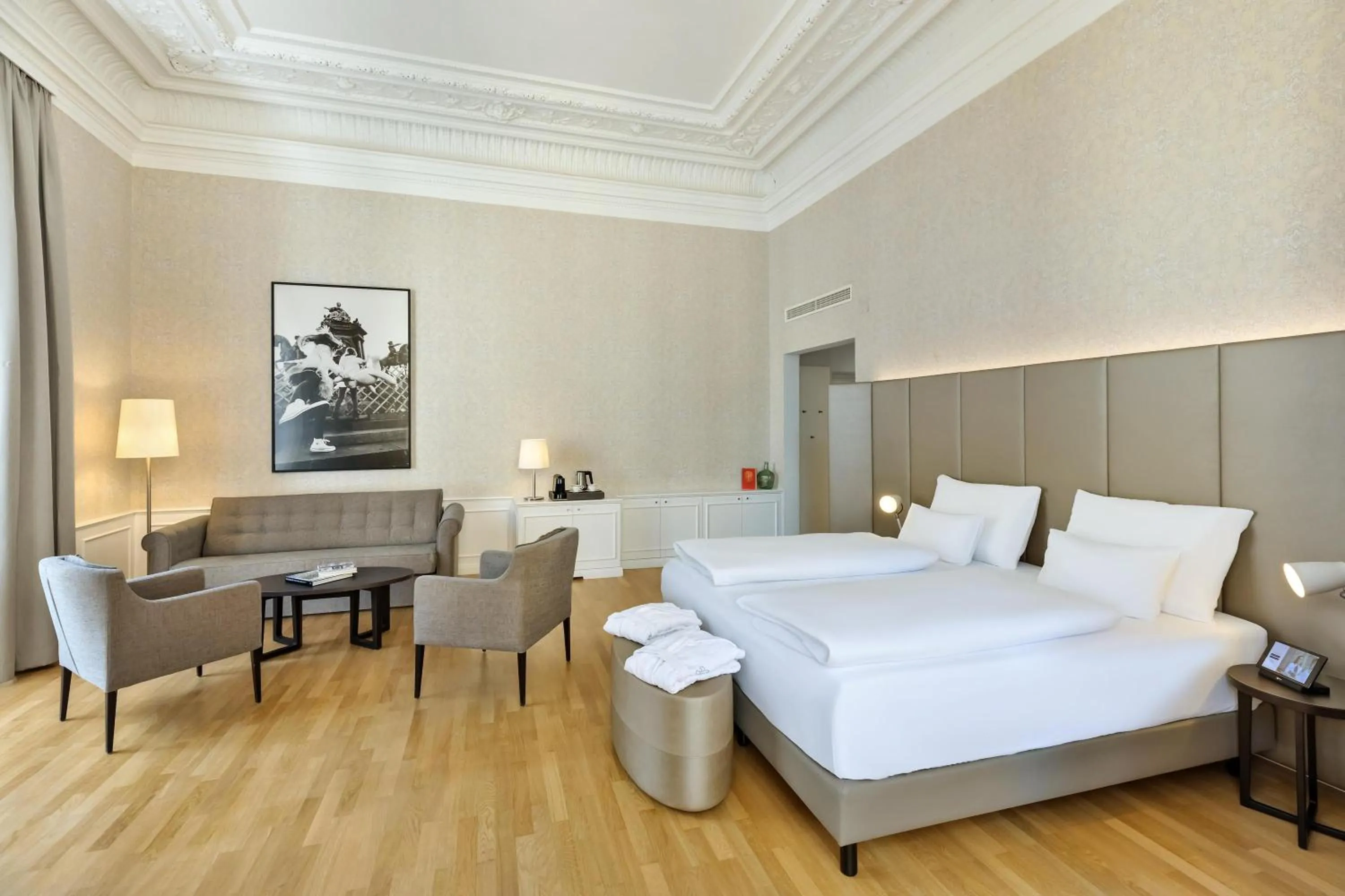 Photo of the whole room, Bed in Hotel Rathauspark Wien, a member of Radisson Individuals