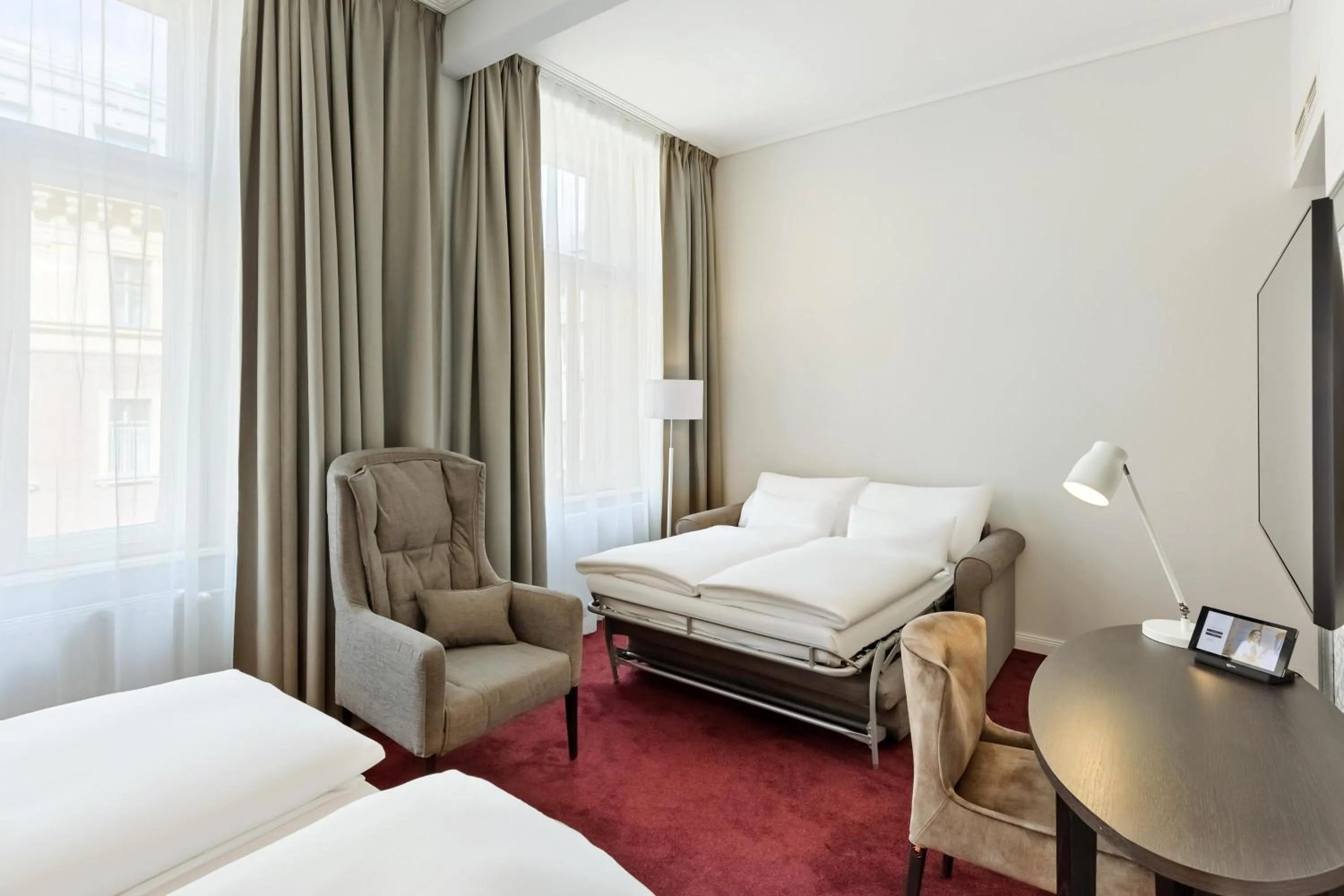 Bed in Hotel Rathauspark Wien, a member of Radisson Individuals