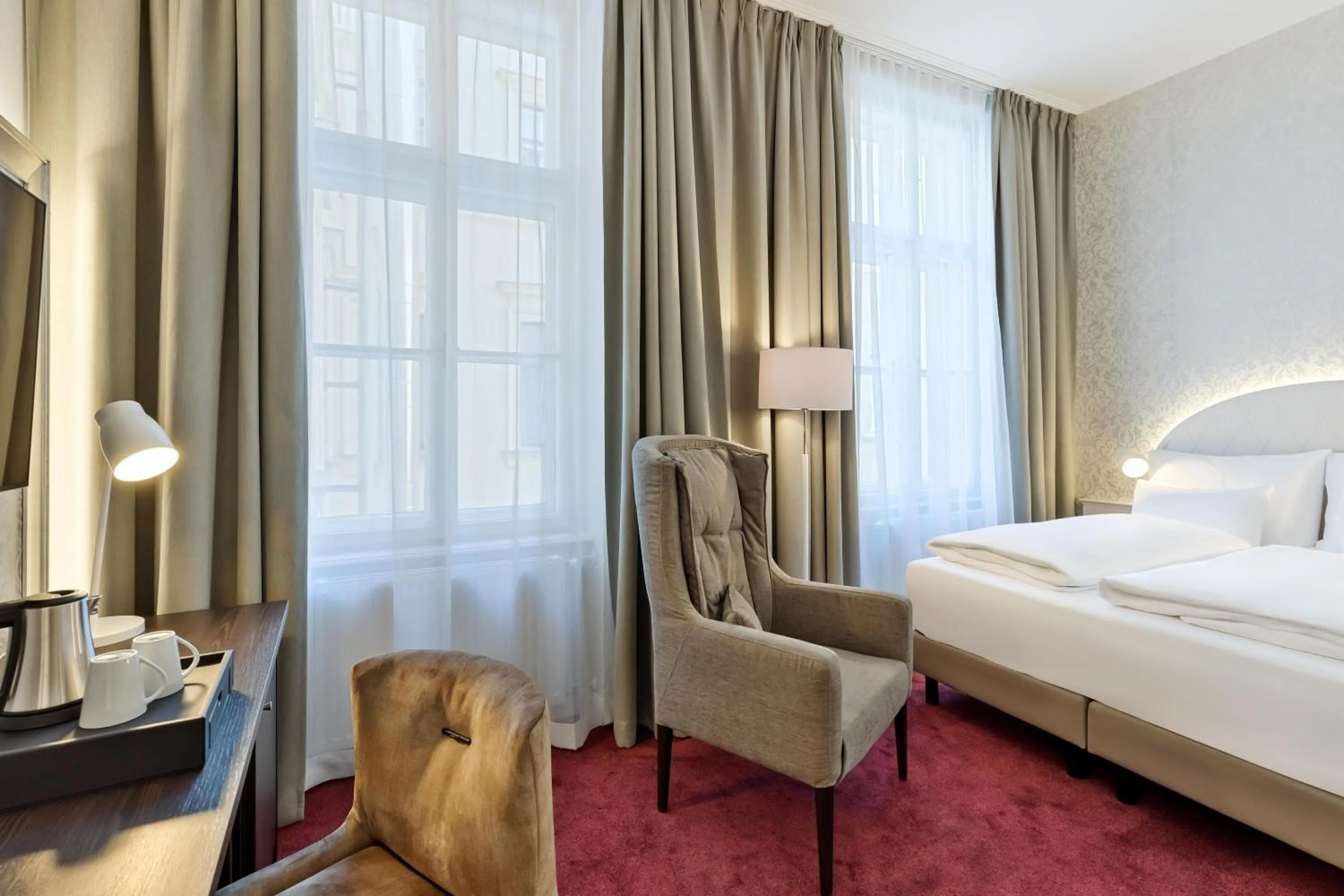 Bed in Hotel Rathauspark Wien, a member of Radisson Individuals