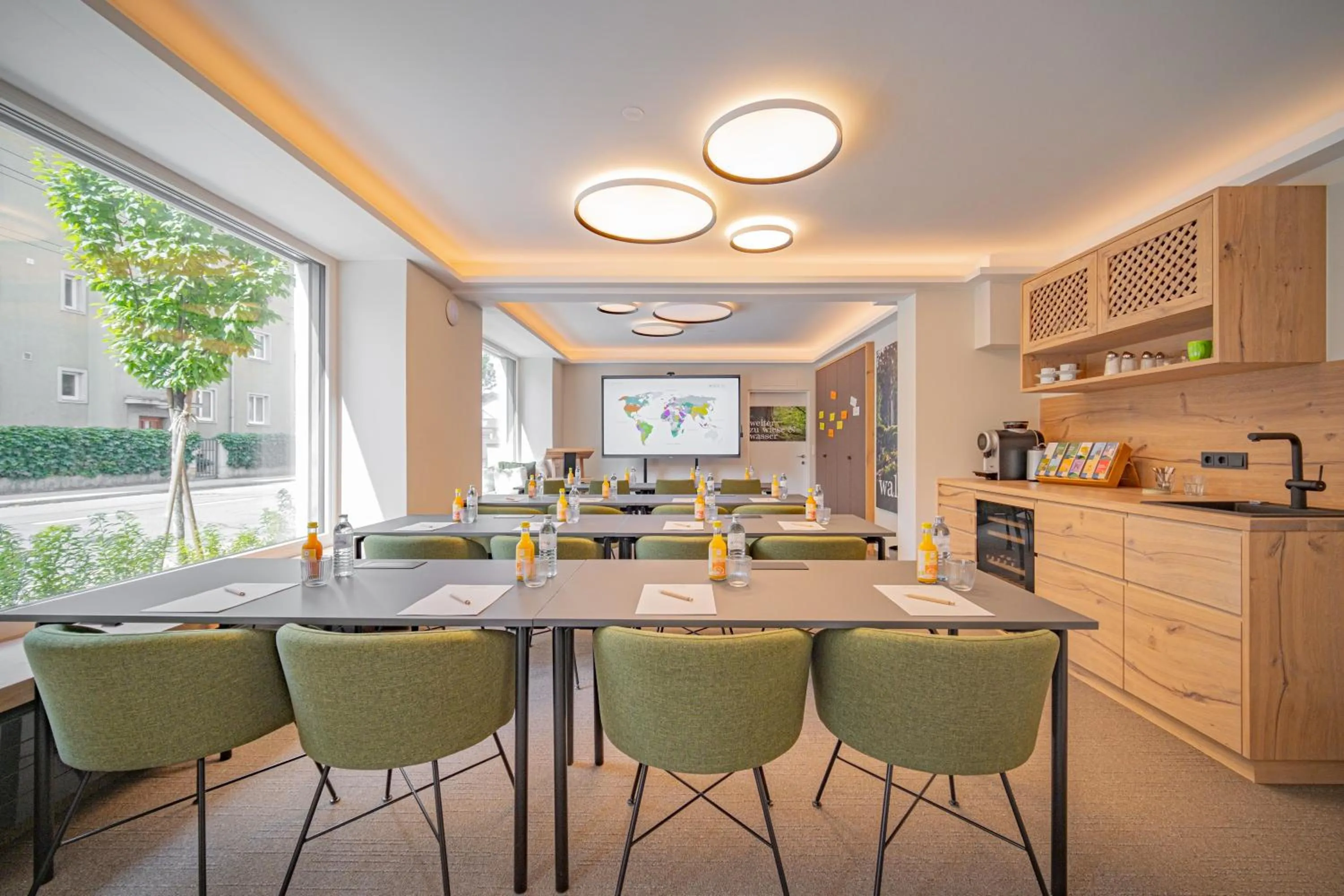 Meeting/conference room in Das Grüne Hotel zur Post - 100 % BIO