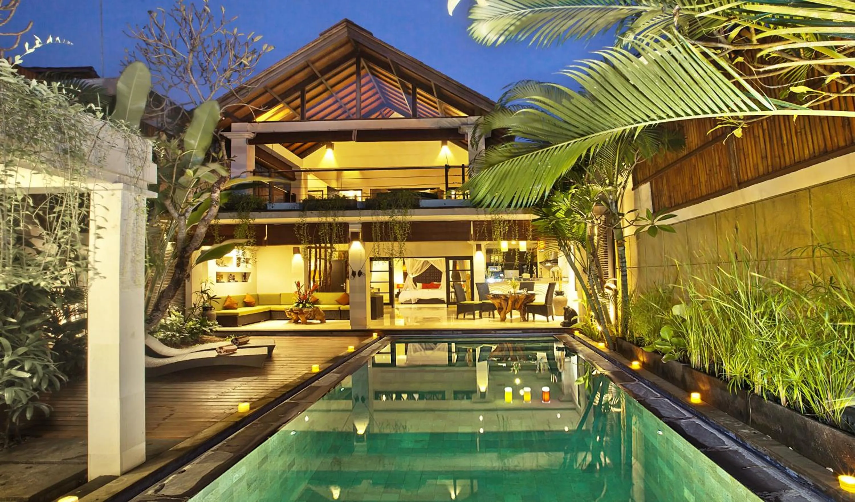 Swimming pool in Harmony Villa Dua