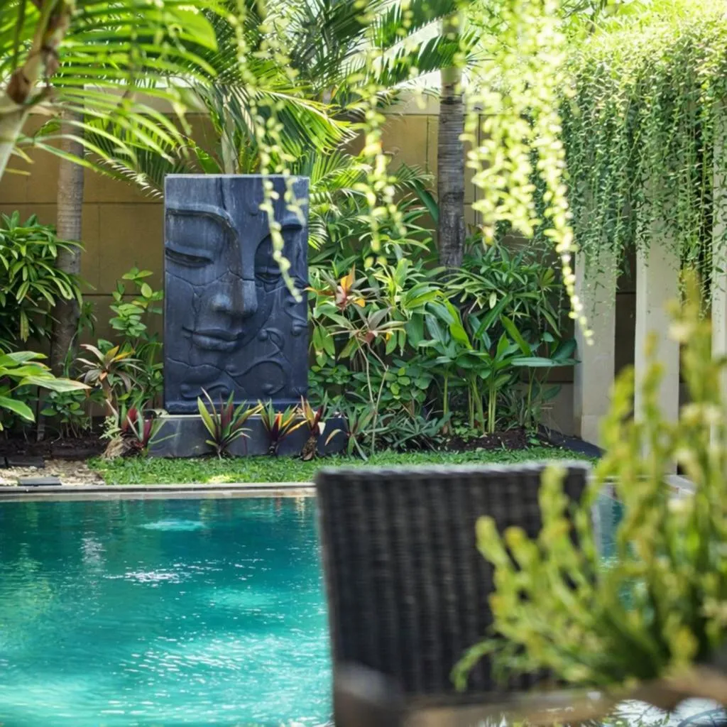 Swimming pool in Harmony Villa Dua