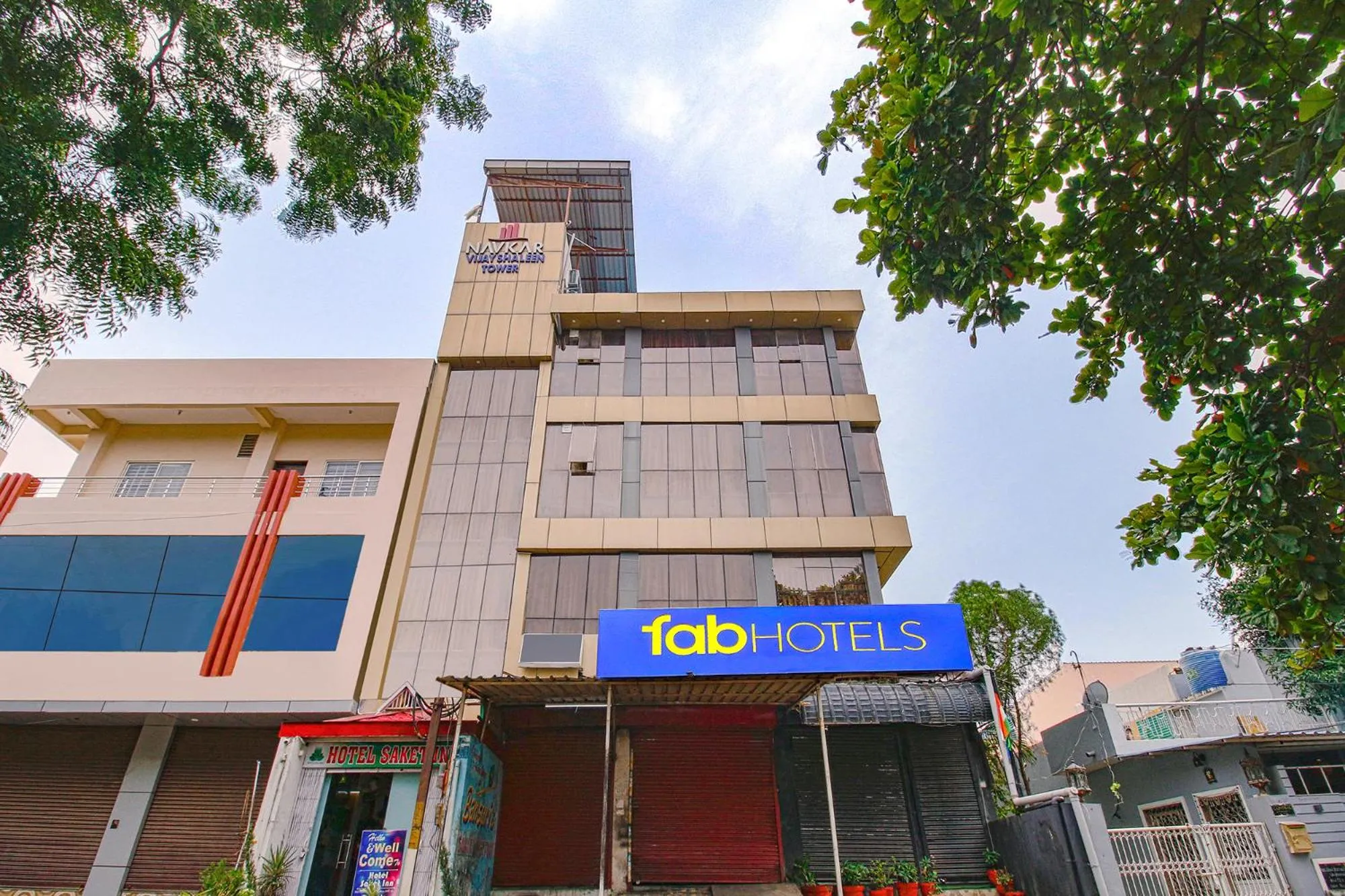 FabHotel Saket Inn
