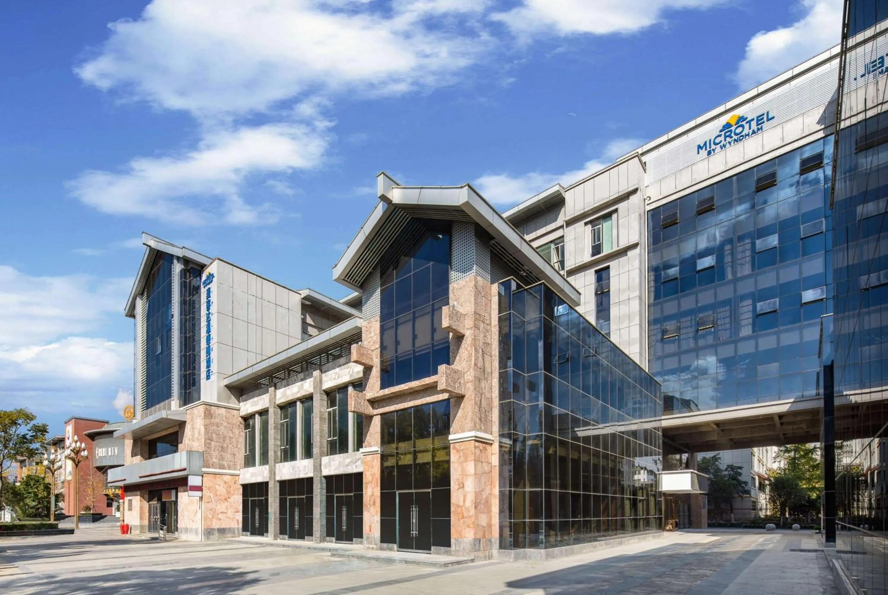 Property Building in Microtel by Wyndham Lijiang