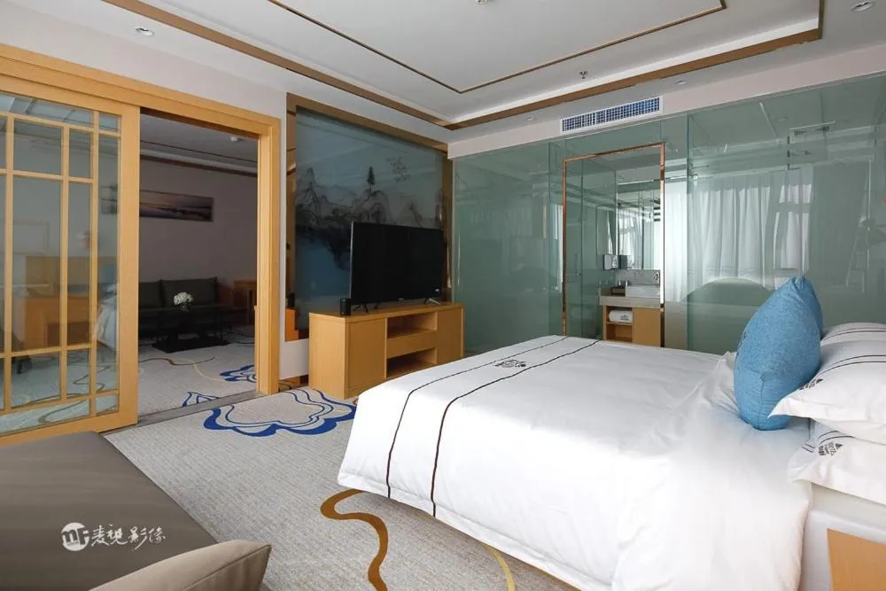 Microtel by Wyndham Lijiang