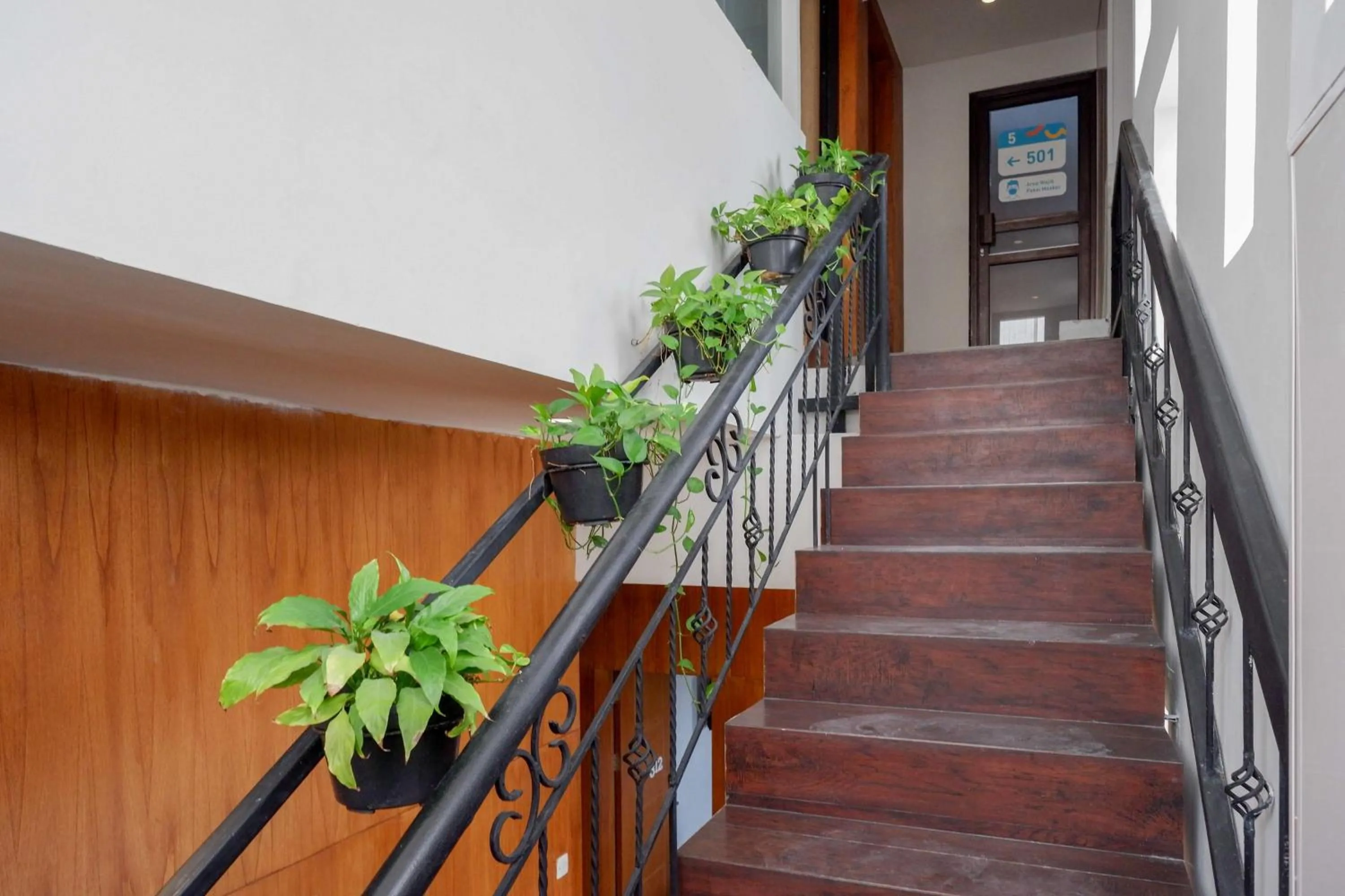 Property building in Sans Hotel Ekkon Yogyakarta by Reddoorz