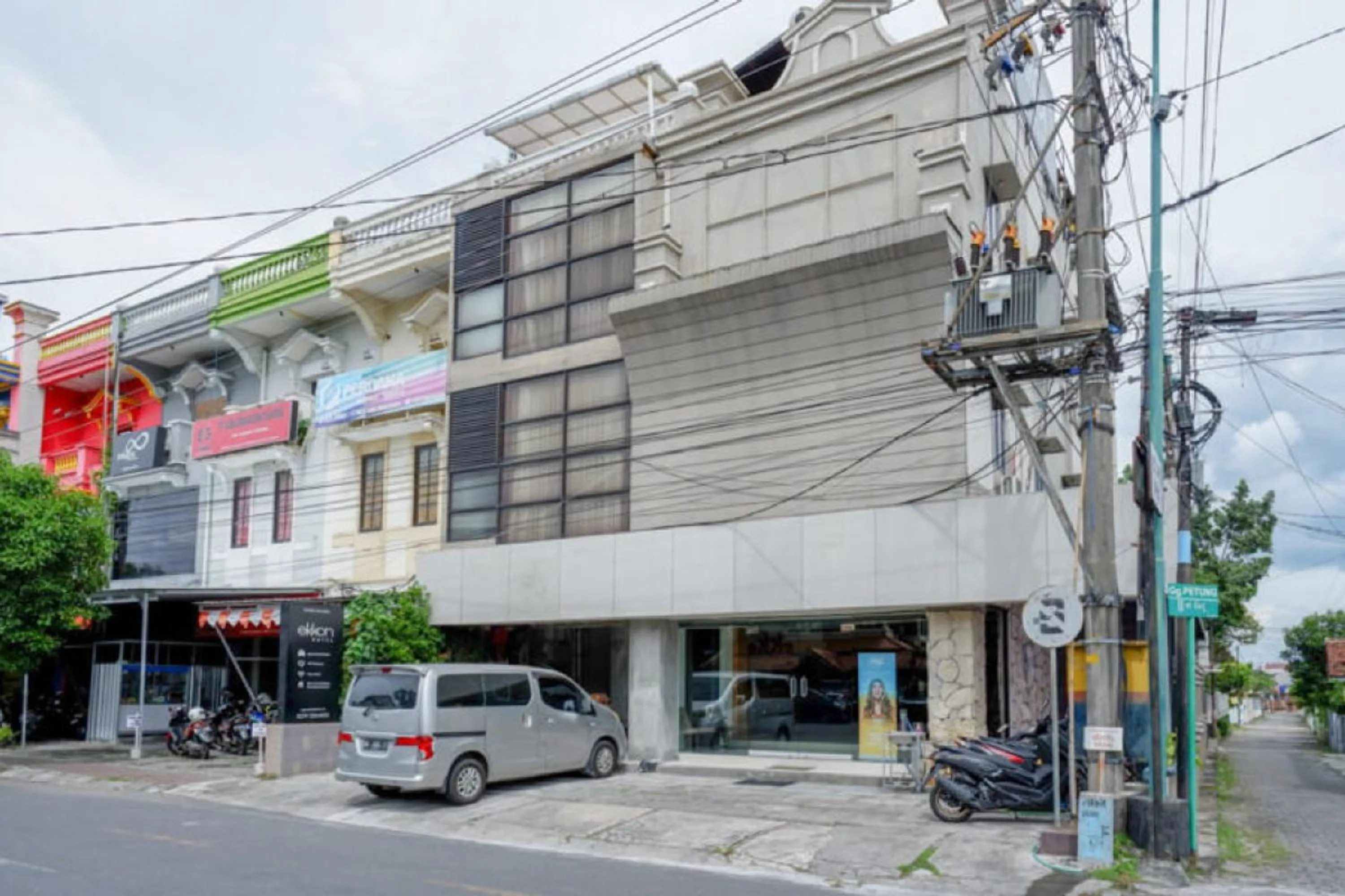 Sans Hotel Ekkon Yogyakarta by Reddoorz