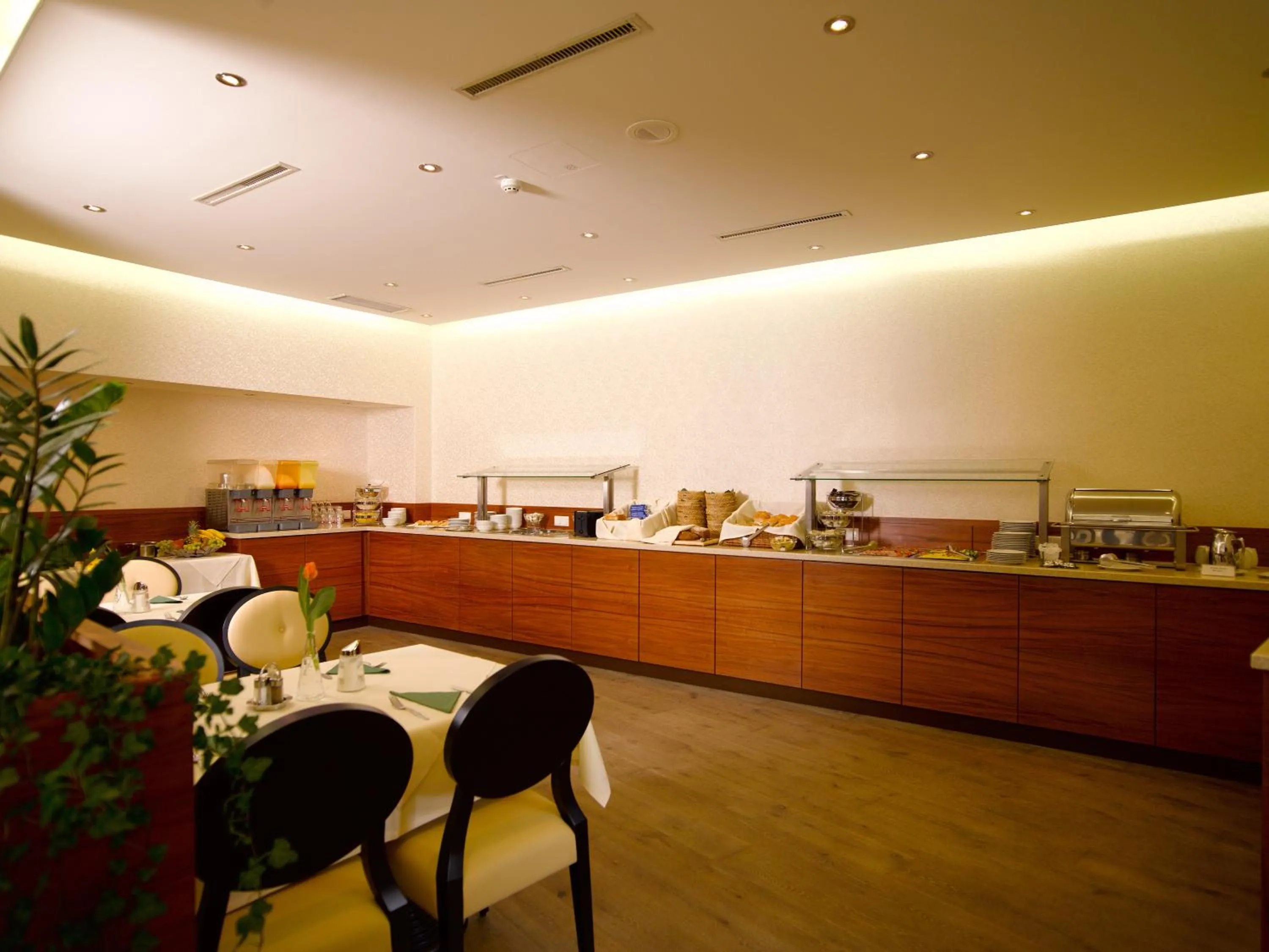 Restaurant/places to eat in Hotel Drei Raben