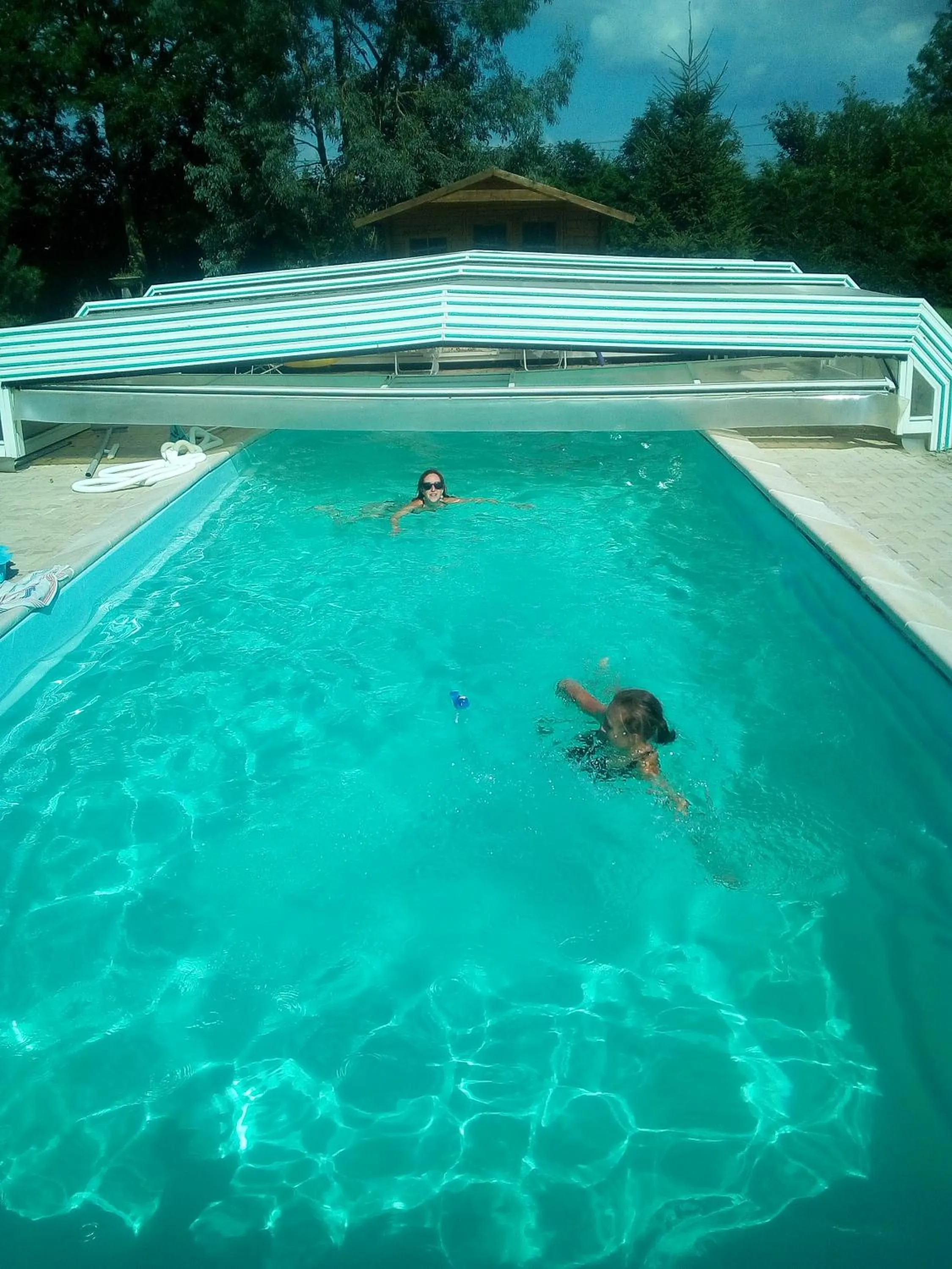 Pool view in Domaine du clos henri