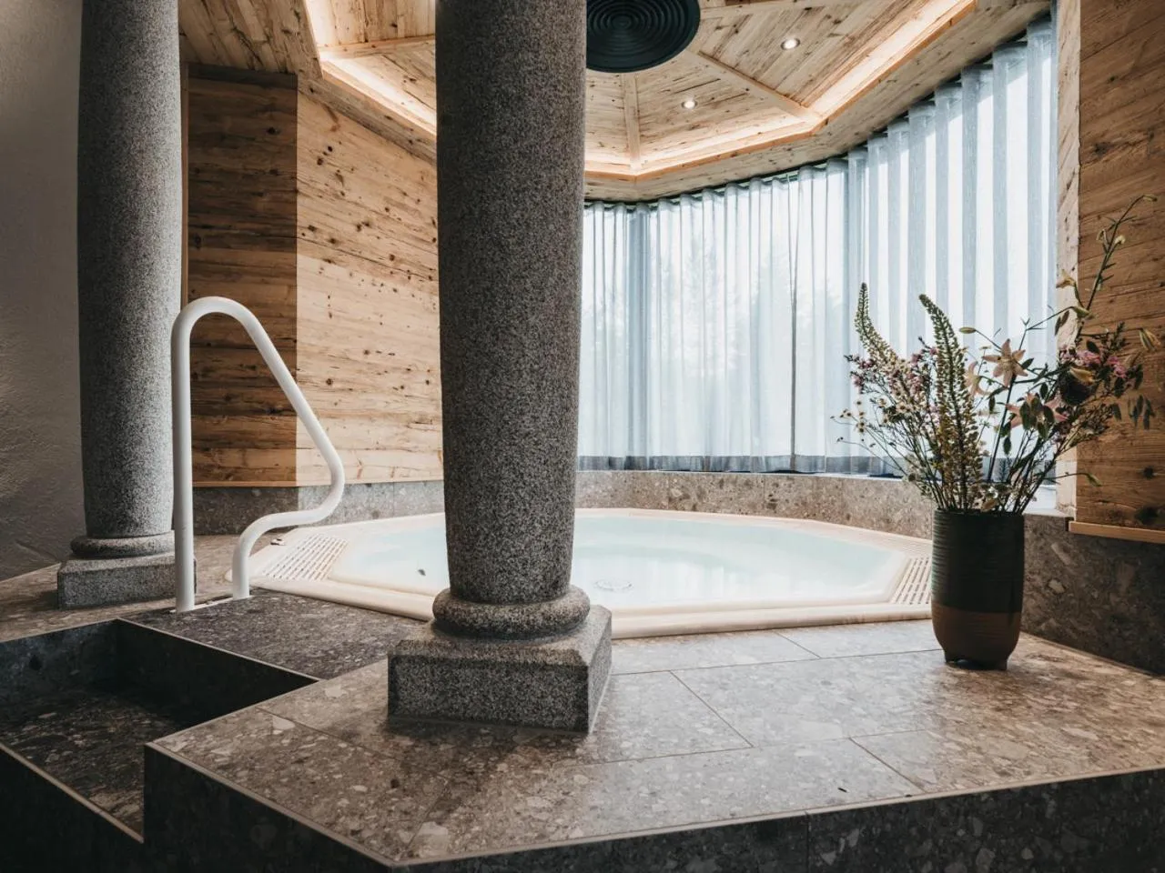 Hot Tub in VAYA Achensee