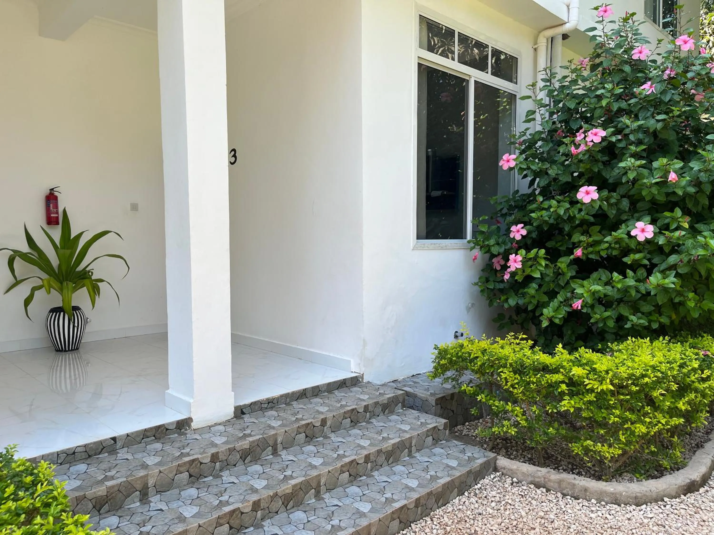 Calamari Beach Resort